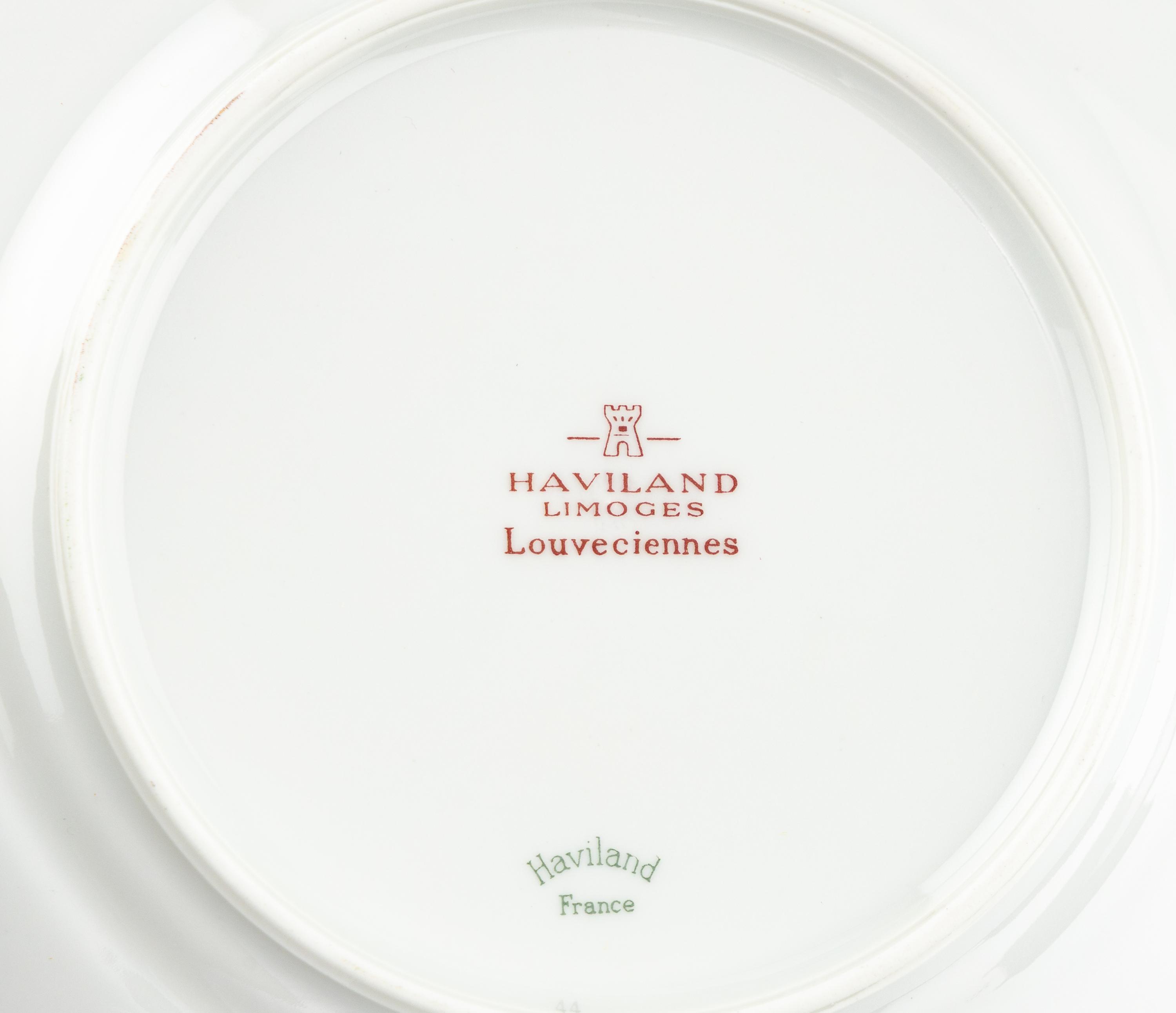 A Haviland Limoges Louveciennes Porcelain Dinner Service