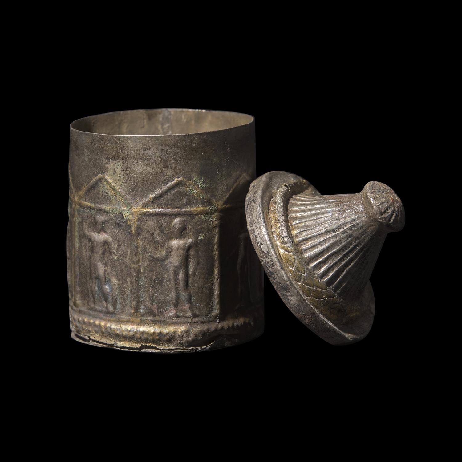 A Hellenistic Gilt-Silver Lidded Pyxis with Warriors
