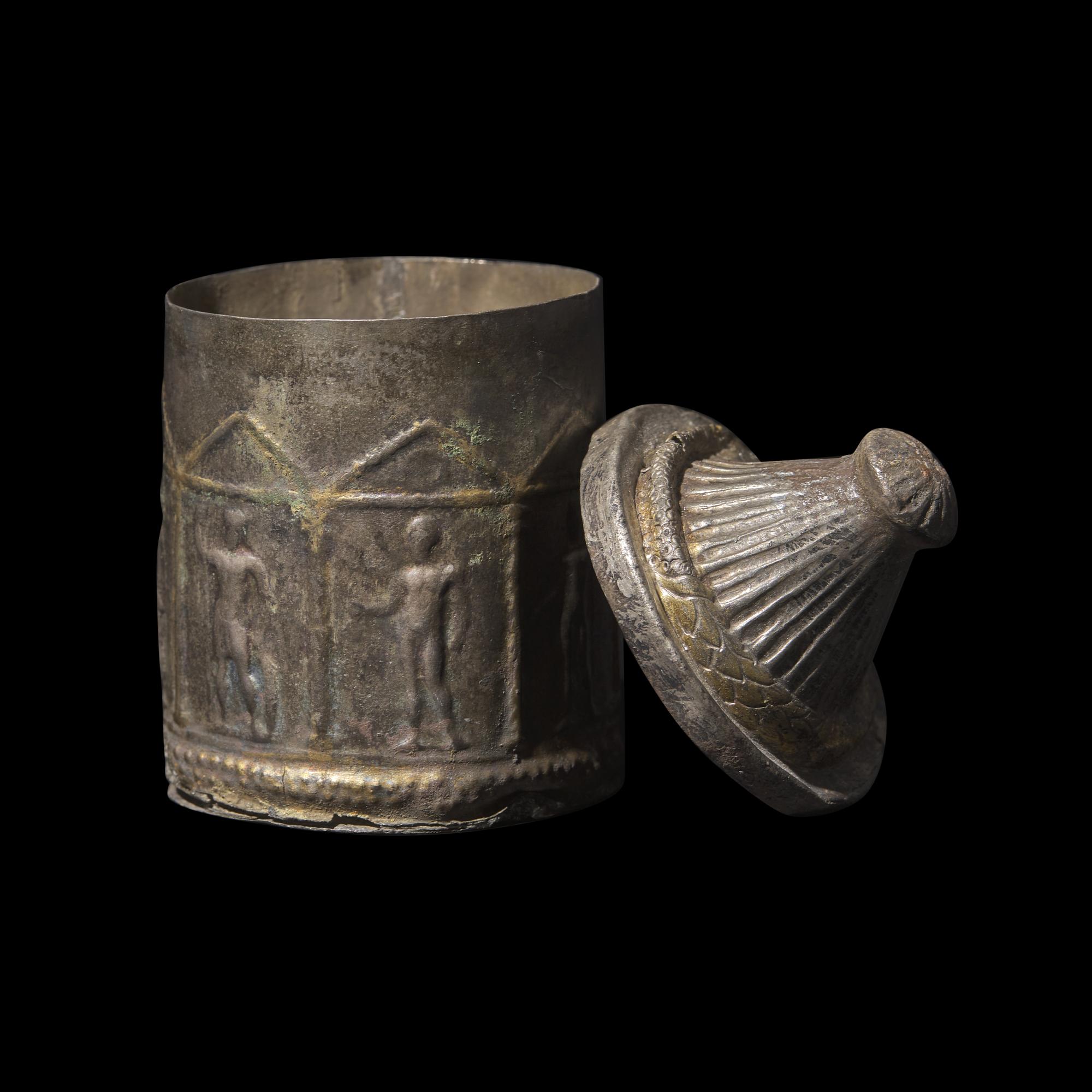 A Hellenistic Gilt-Silver Lidded Pyxis with Warriors