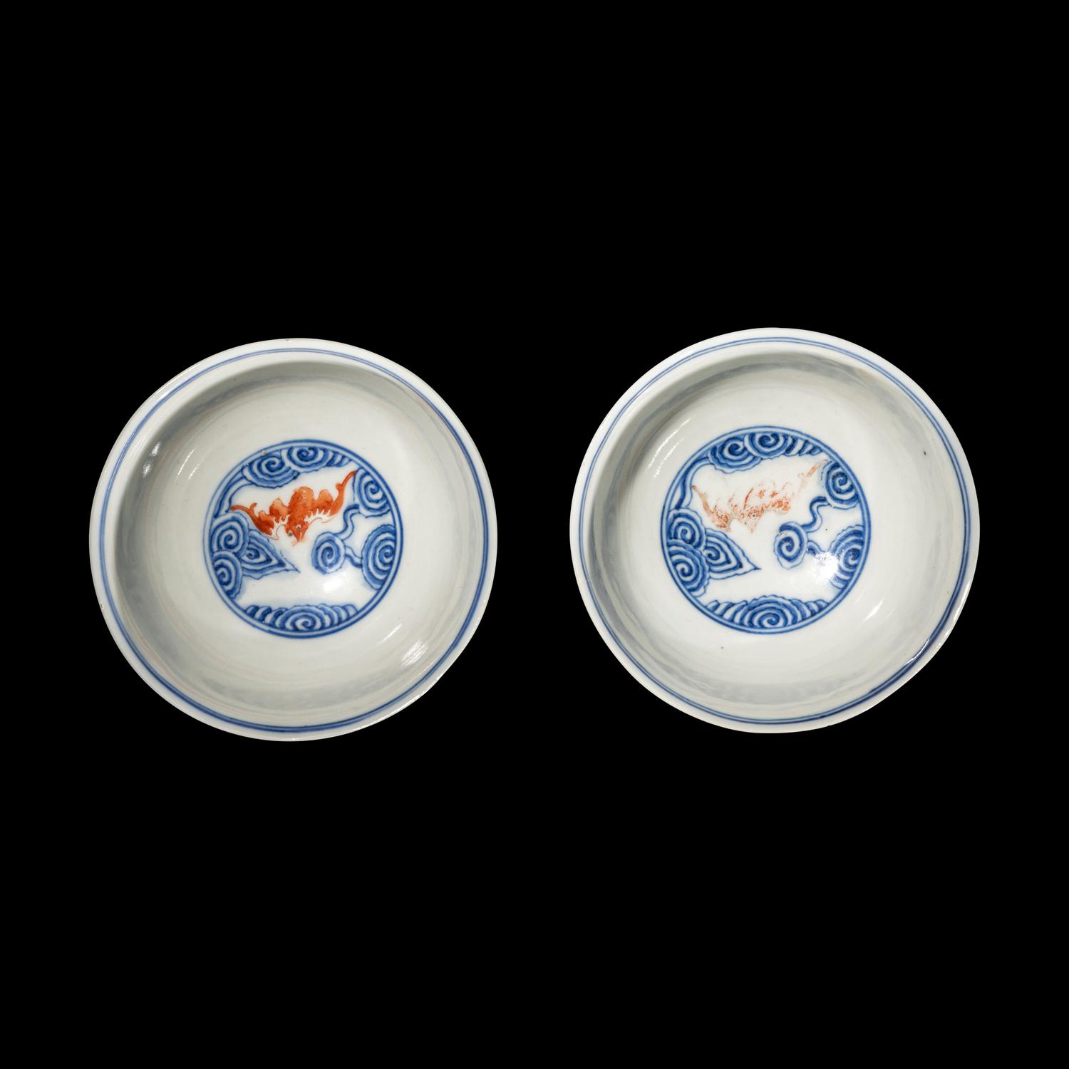 A Pair of Chinese Iron Red and Underglazed Blue 'Bat and Cloud' Bowls, Guangxu Period 清光緒 青花礬紅彩雲蝠紋碗一對