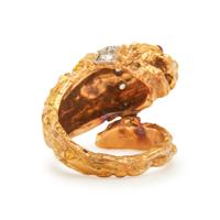 BICOLOR GOLD, DIAMOND AND RUBY LION'S HEAD RING