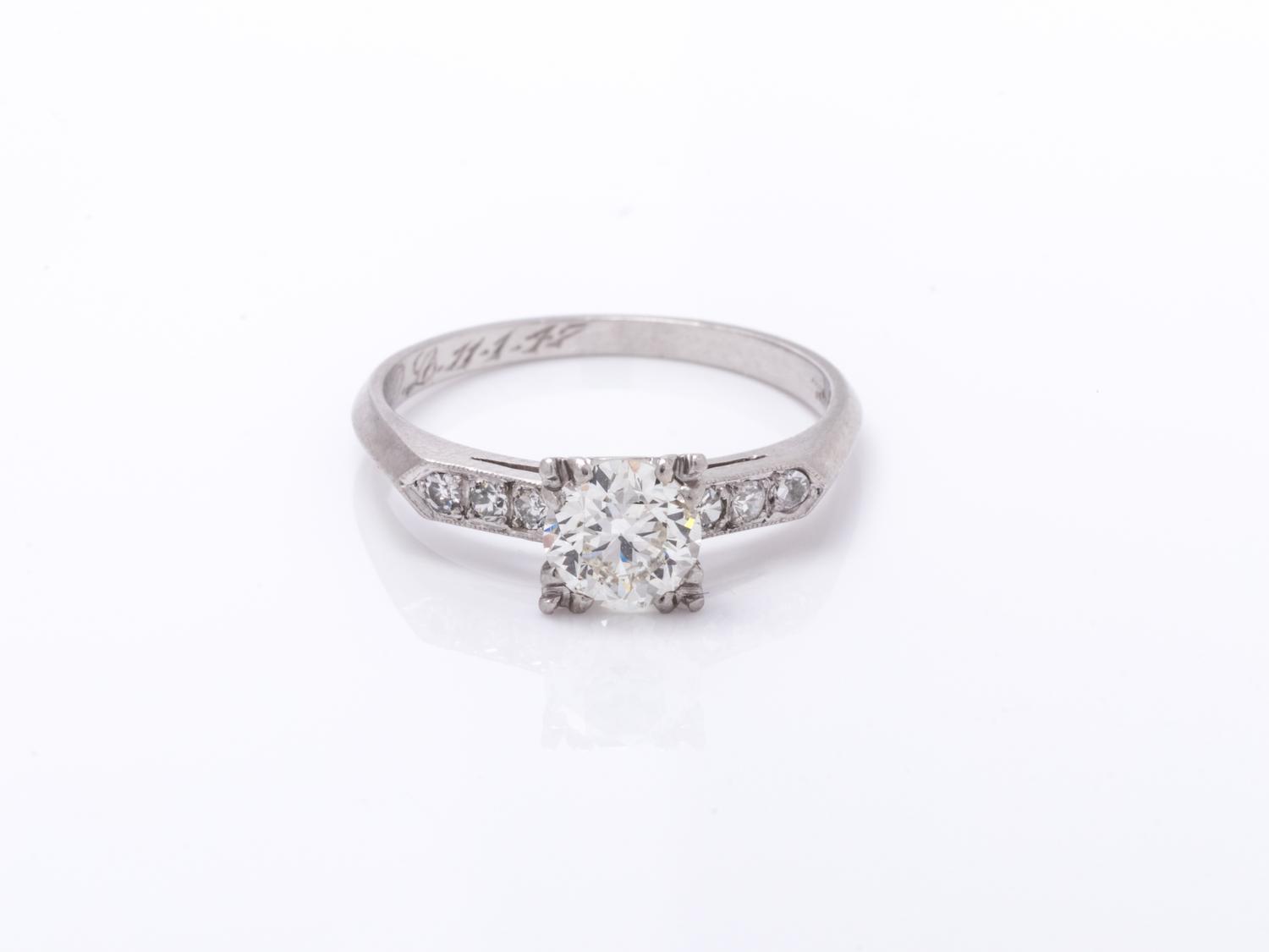 DIAMOND RING