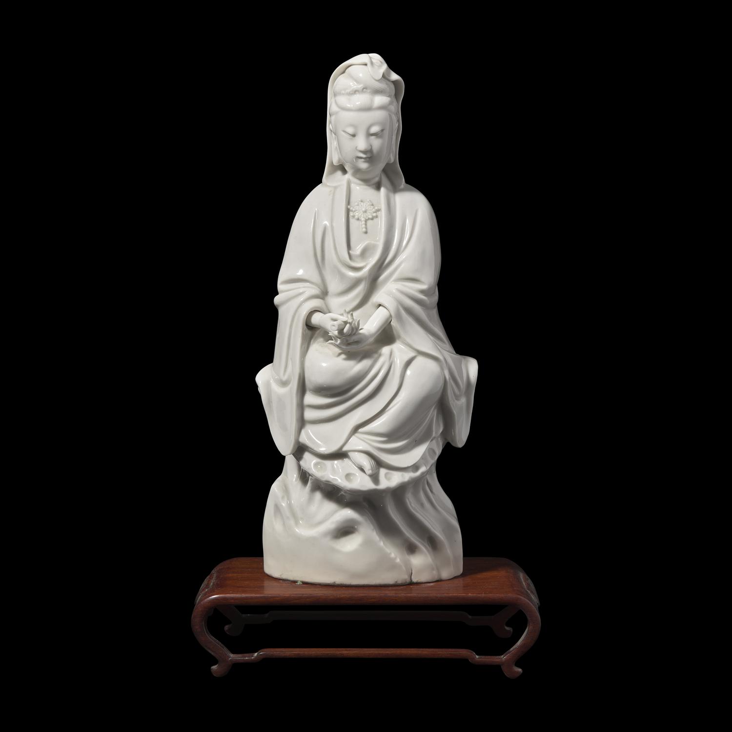 A Chinese Blanc de Chine Porcelain Figure of Guanyin, Late Qing-Republic Period 清末-民国 德化白瓷观音