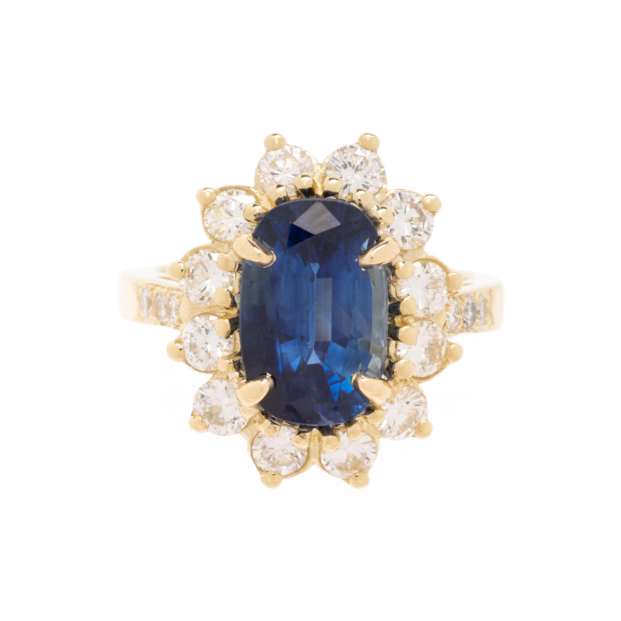 SAPPHIRE AND DIAMOND RING