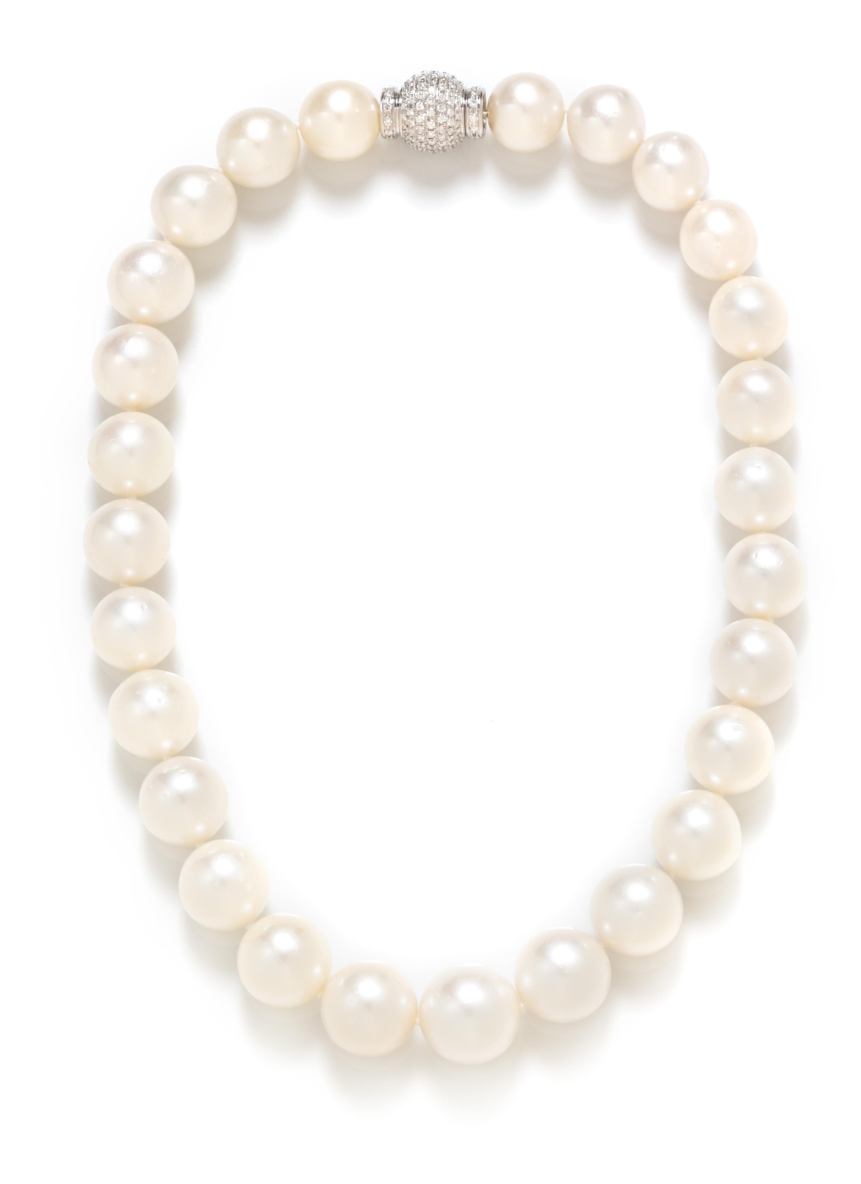 An 18 Karat White Gold, Diamond, Cultured South Sea Pearl Necklace, 106.30 dwts.