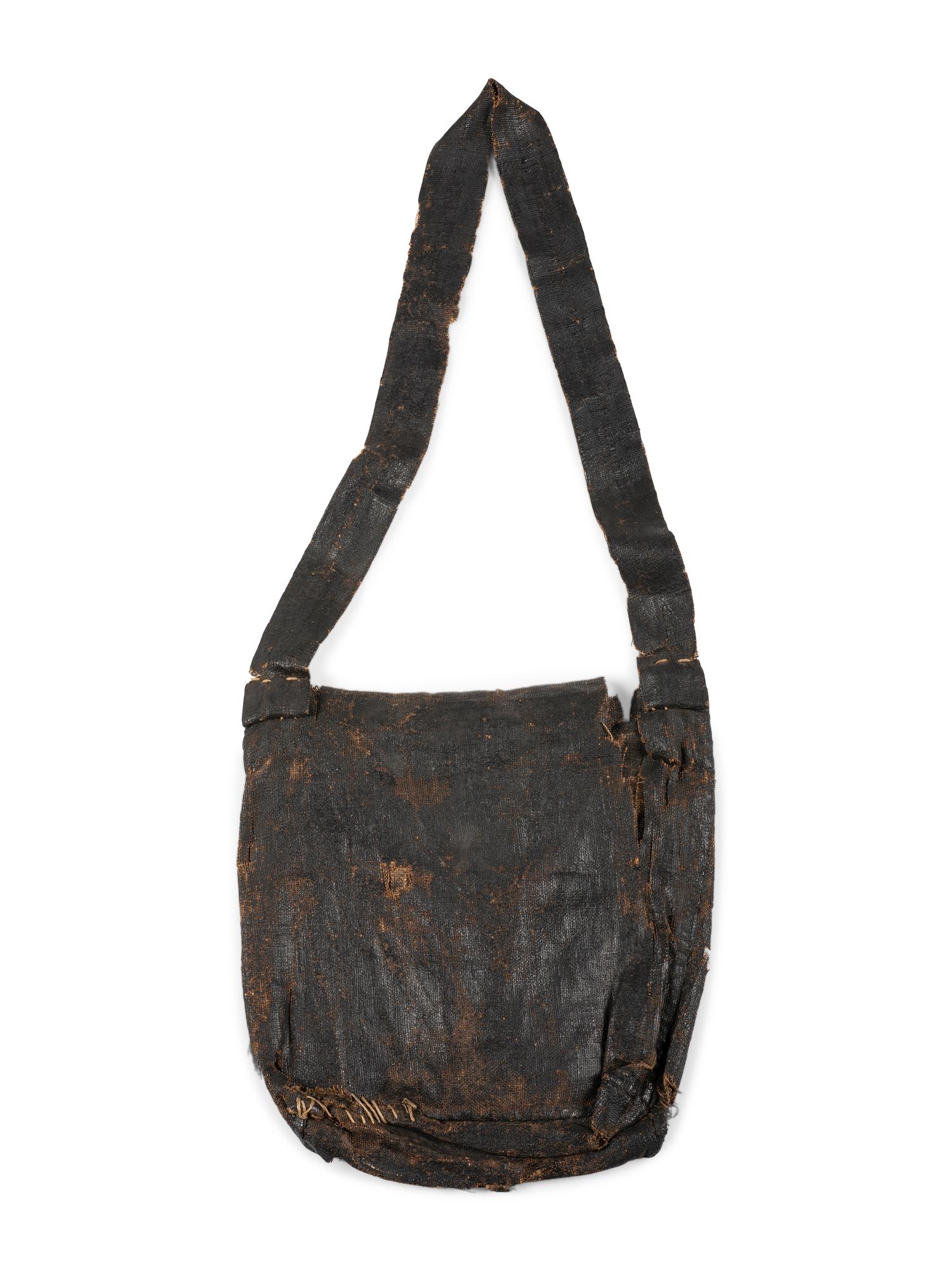 140th Pennsylvania Infantry Regiment. US regulation tarred canvas haversack.