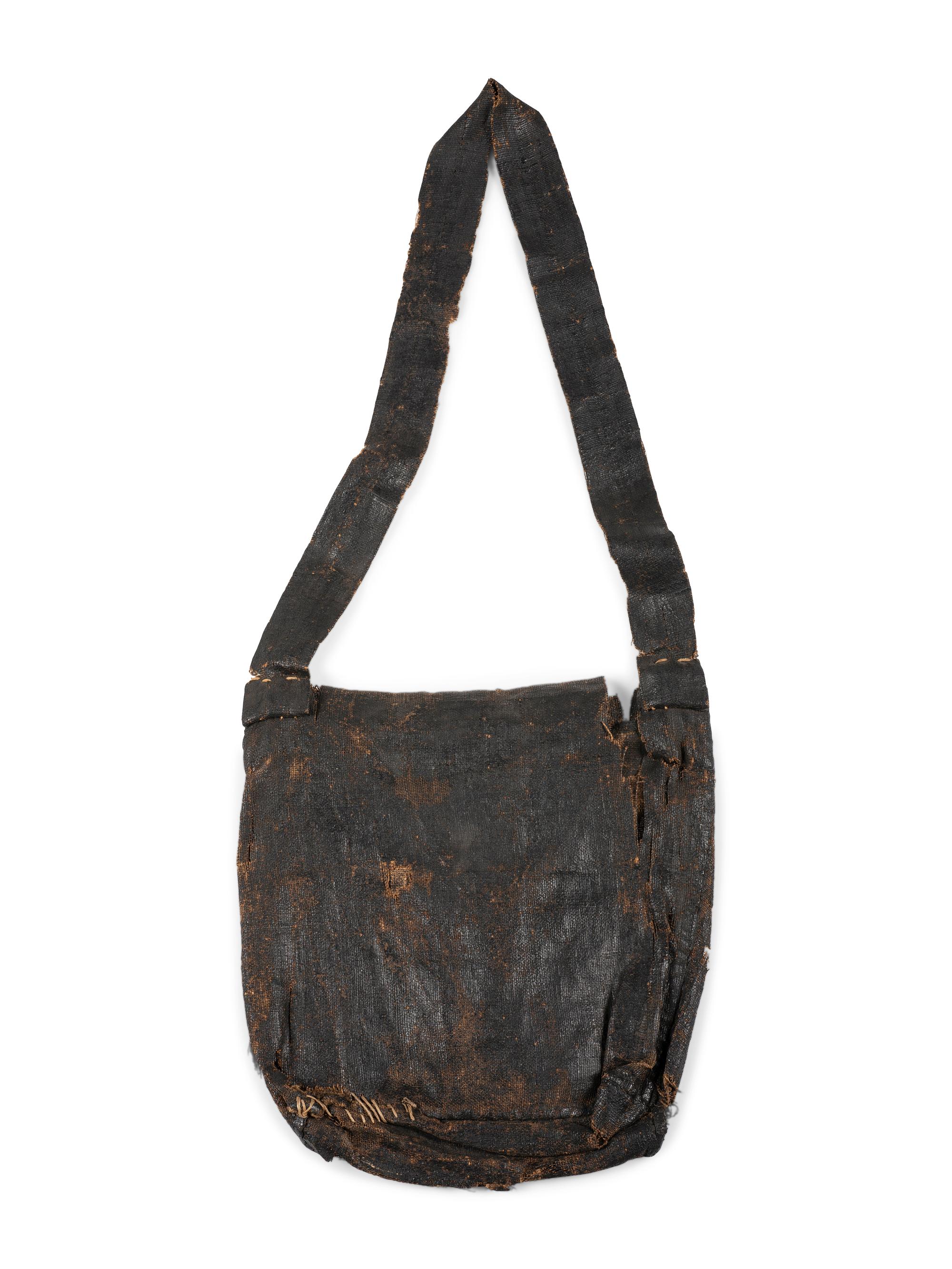 140th Pennsylvania Infantry Regiment. US regulation tarred canvas haversack.