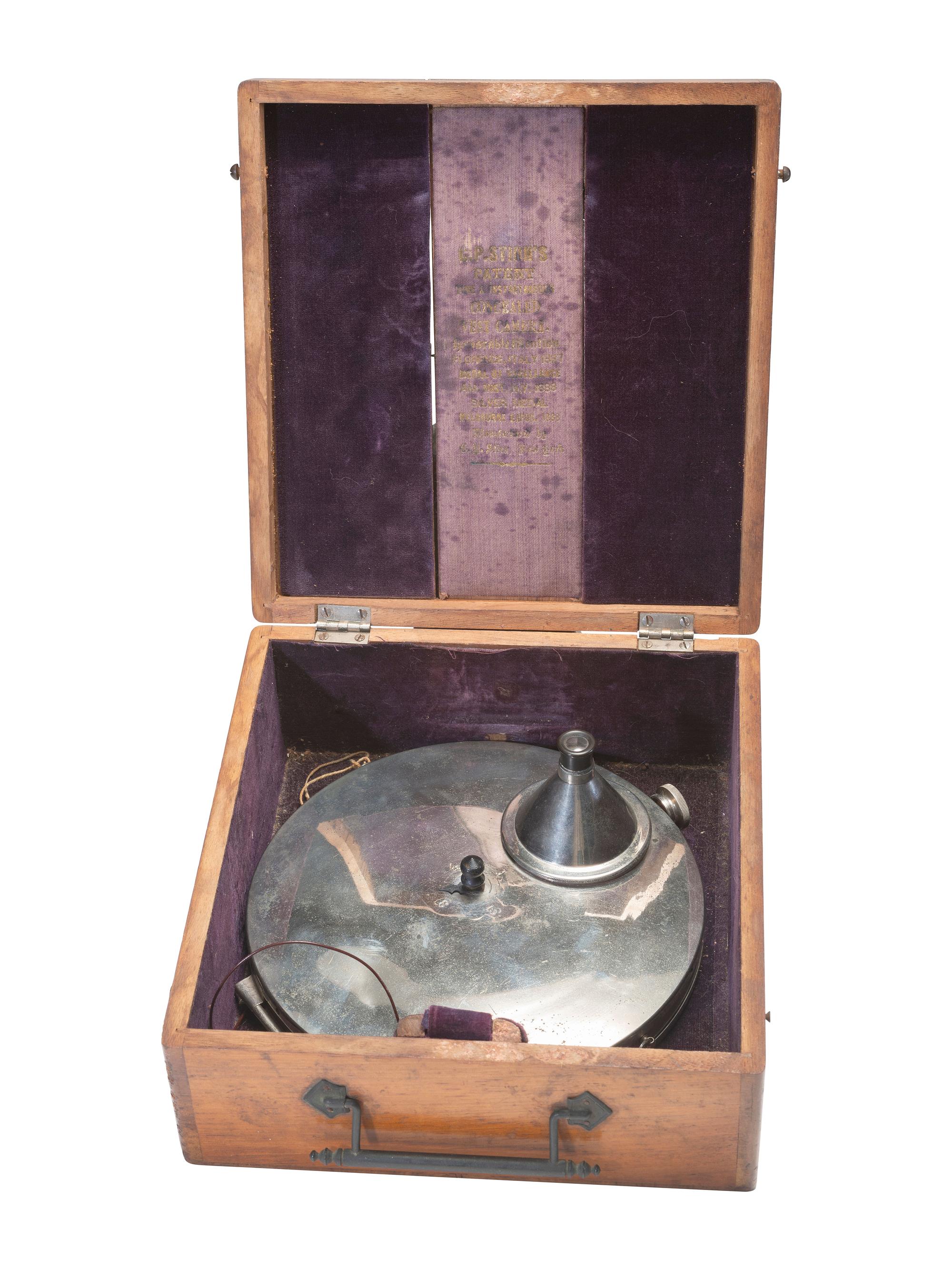 [CAMERAS]. C.P. Stirn's Concealed Vest Camera No. 2, ca 1888-1890.