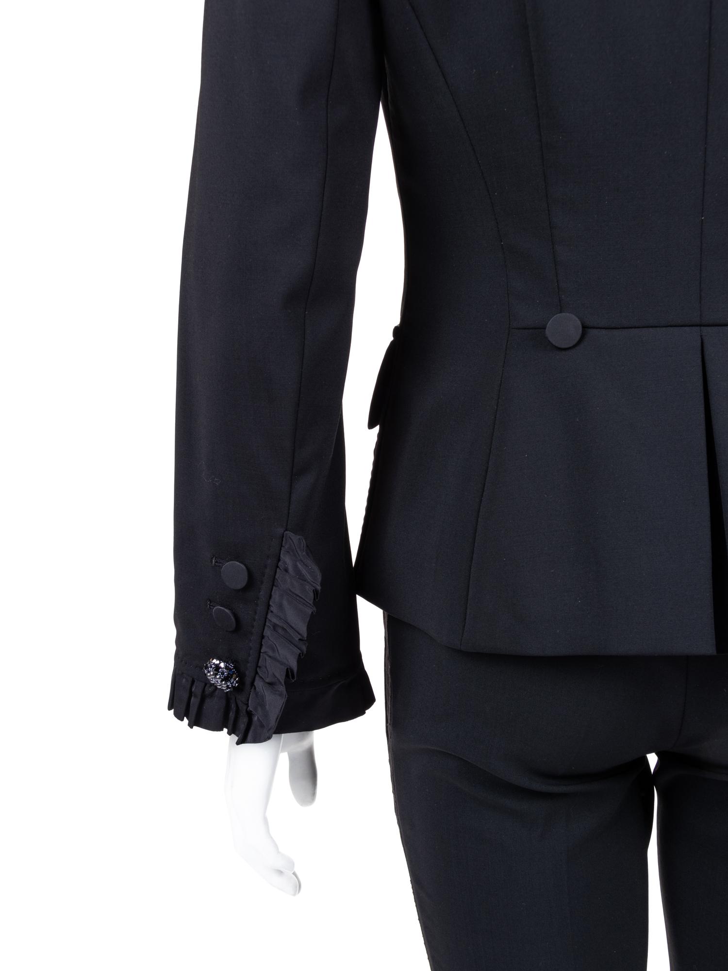 Louis Vuitton Suit, 2010s