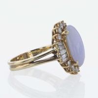 An 18K Lavender Jade Ring