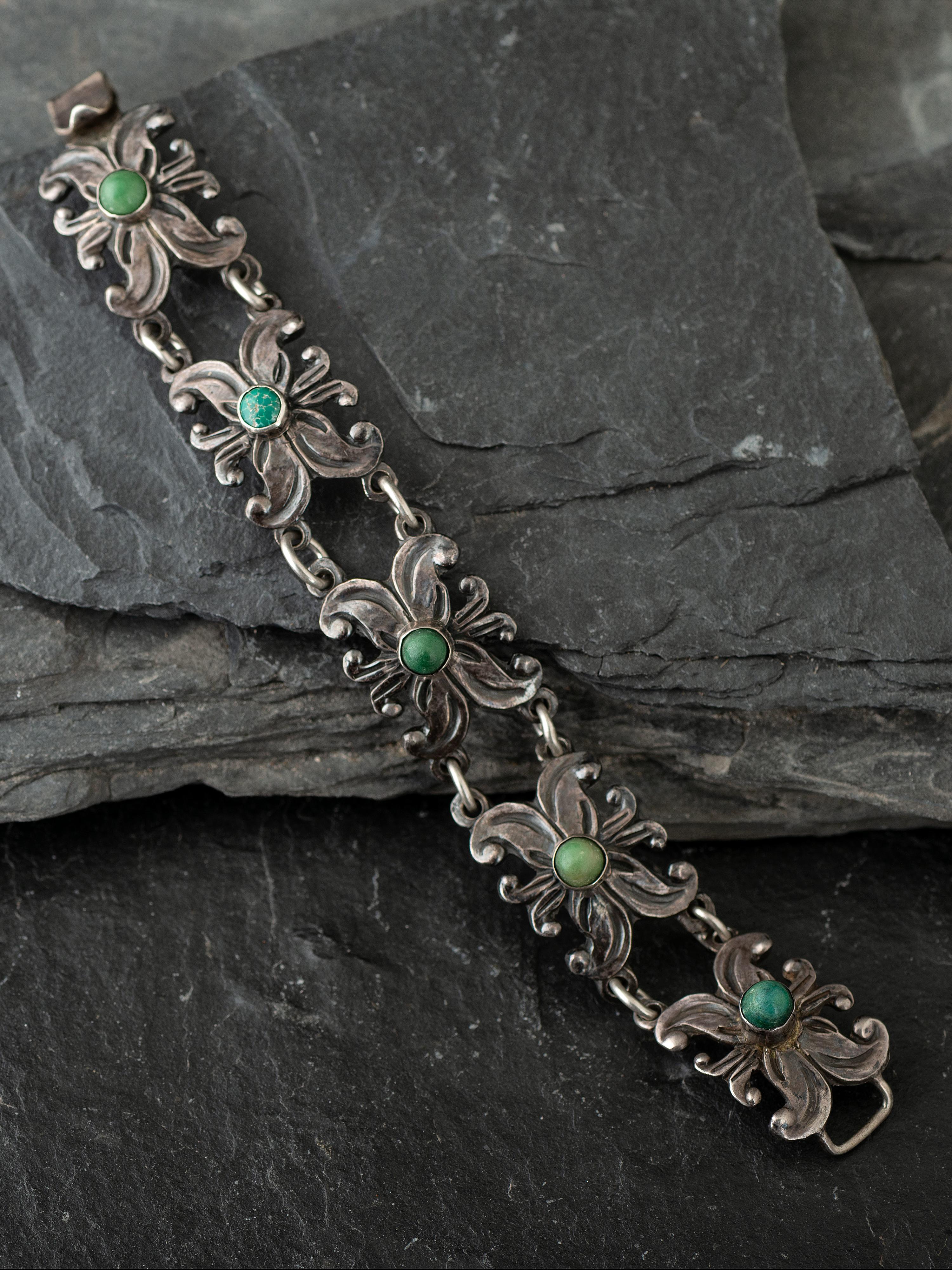 Mexican Silver and Turquoise Link Bracelet