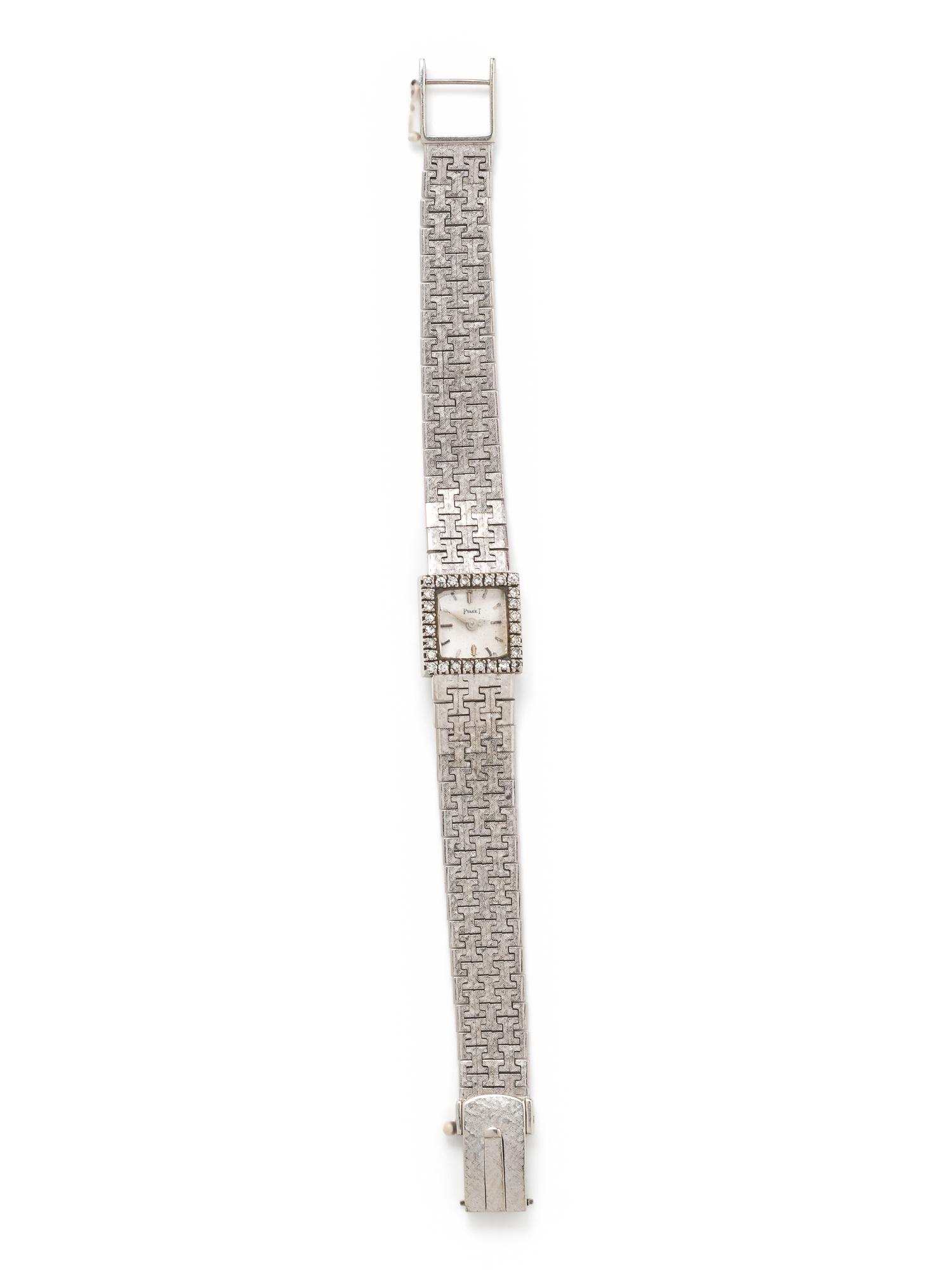 PIAGET, 18K WHITE GOLD AND DIAMOND WRISTWATCH