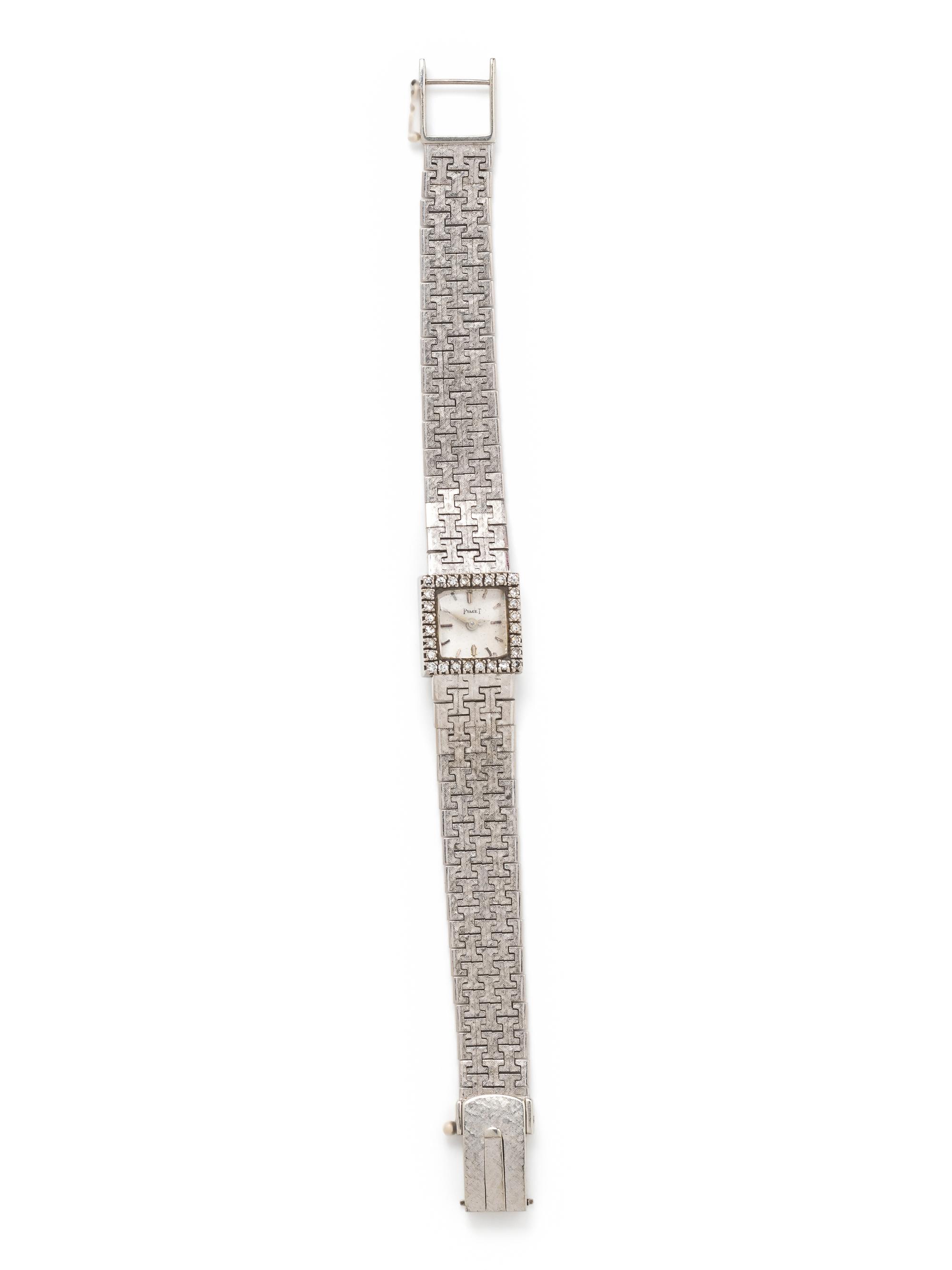 PIAGET, 18K WHITE GOLD AND DIAMOND WRISTWATCH