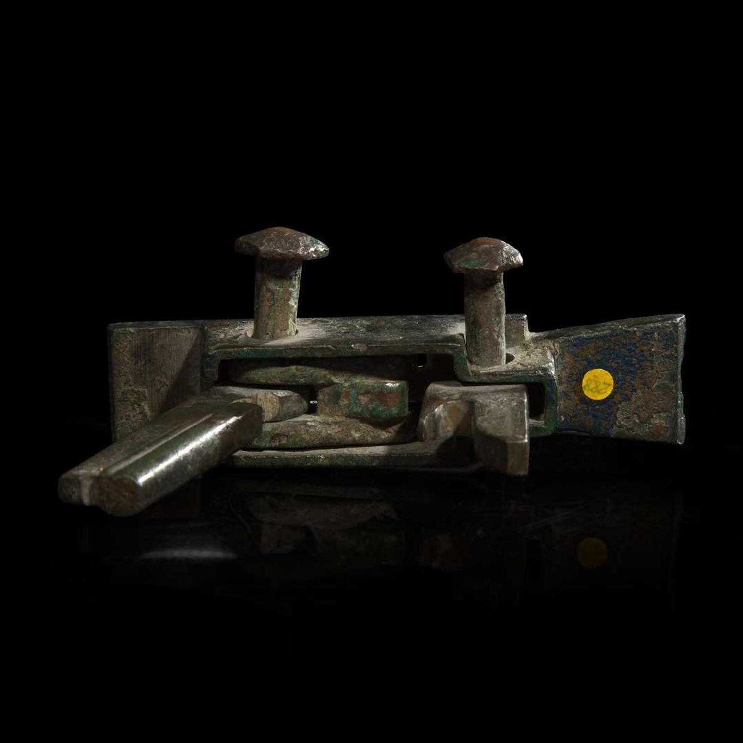 A Chinese bronze crossbow mechanism 青銅弩配件 Han dynasty ?