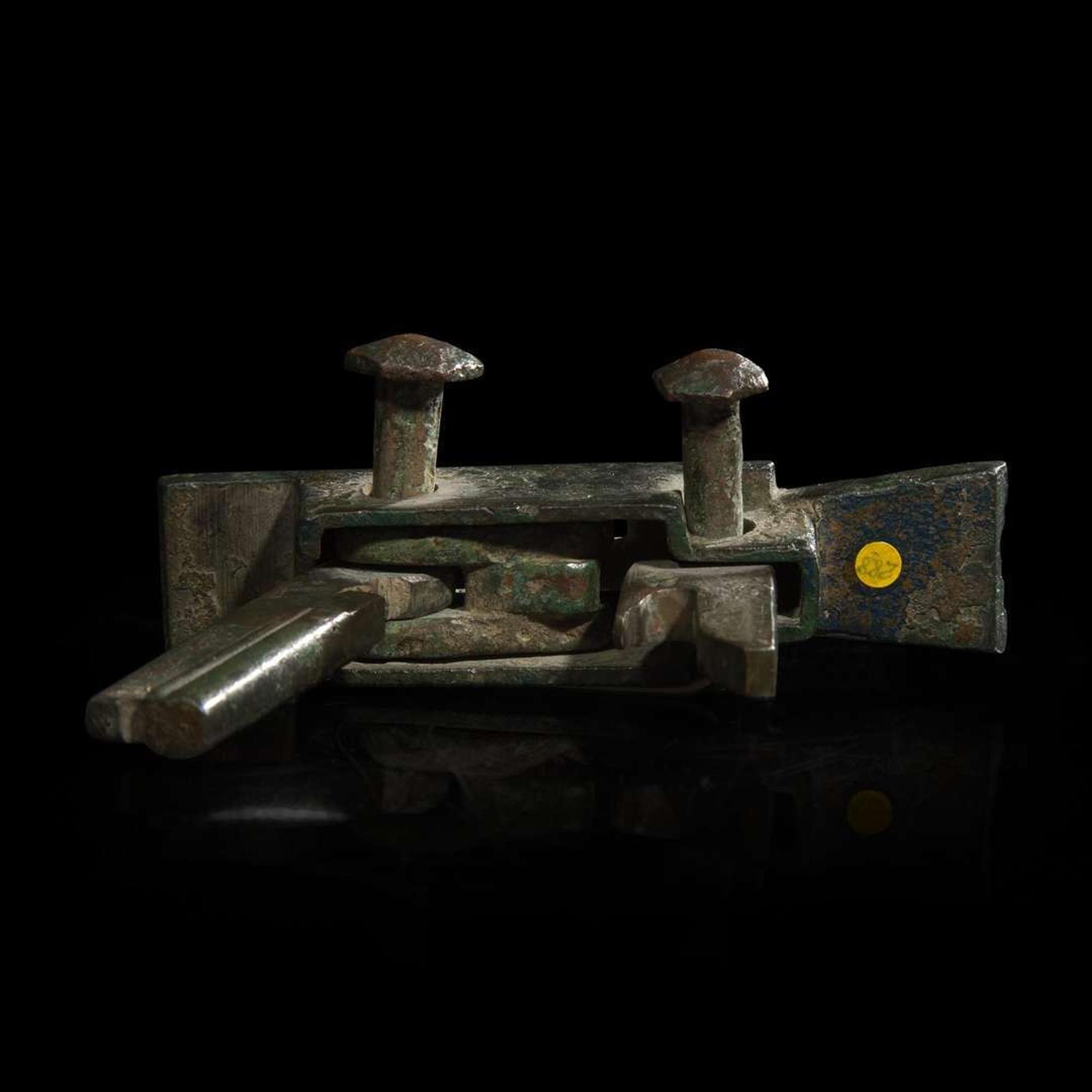 A Chinese bronze crossbow mechanism 青銅弩配件 Han dynasty ?