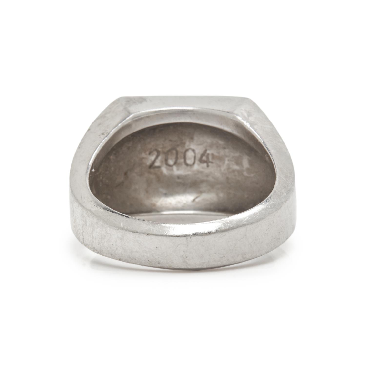 PLATINUM SIGNET RING