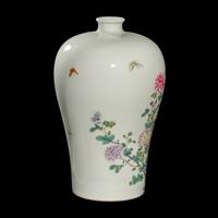 A Chinese Famille Rose Porcelain Meiping Vase 粉彩花卉圖梅瓶