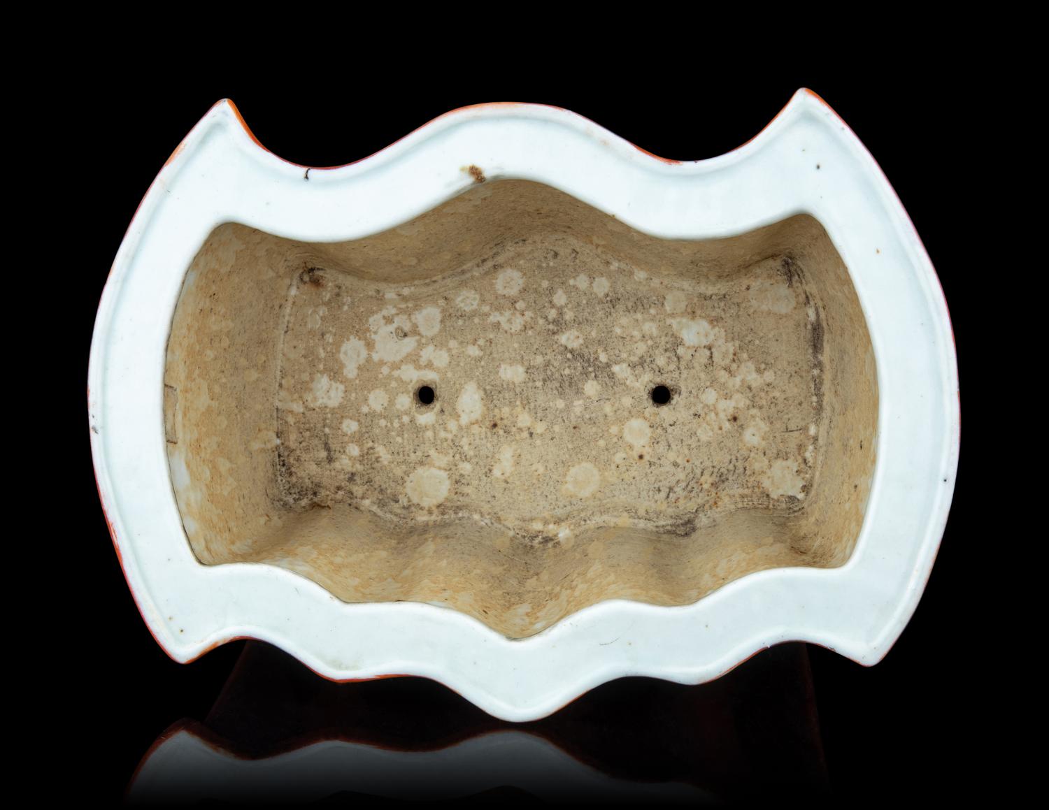 A Pair of Gilt Highlighted Coral-Red Ground Bat-Form Porcelain Planters