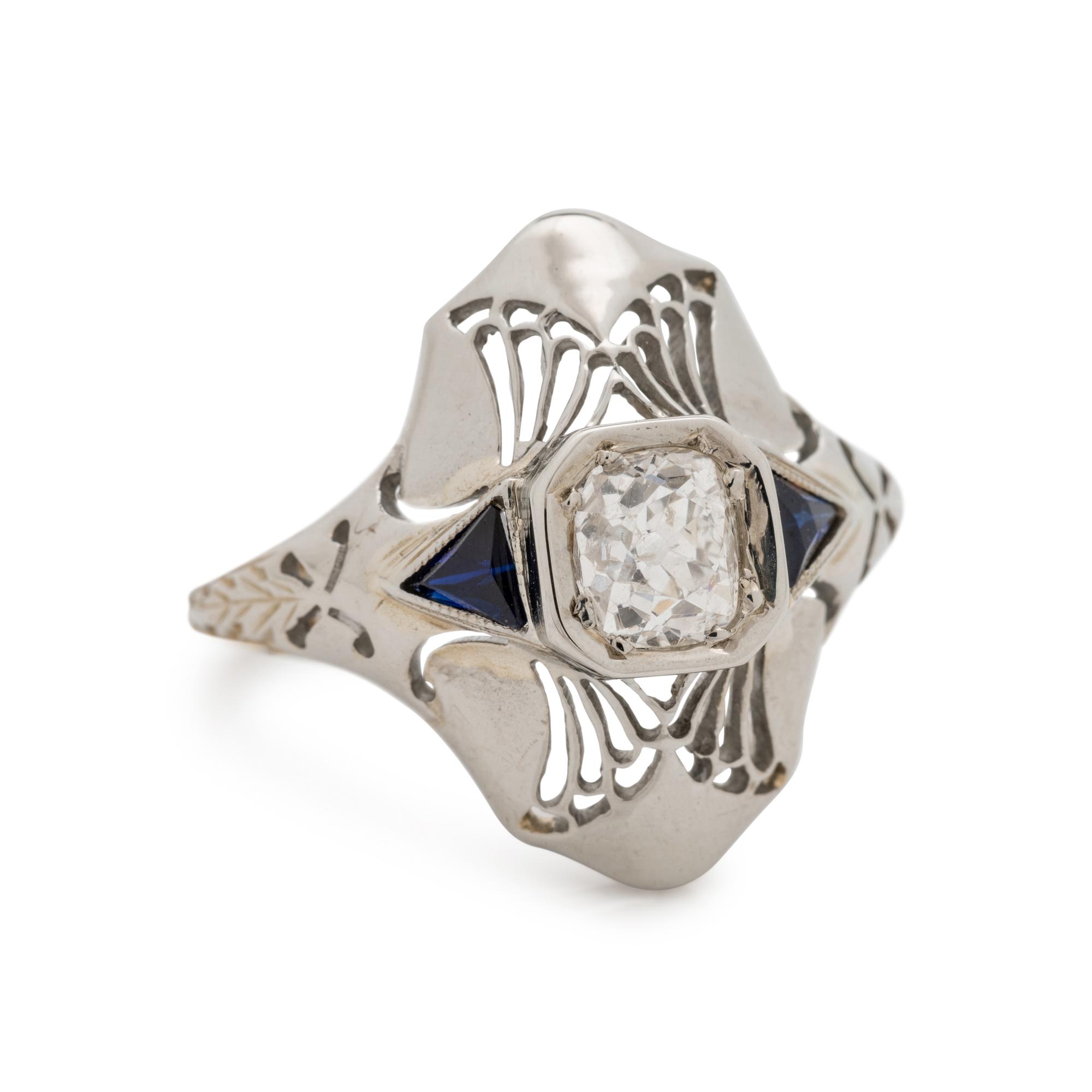 ART DECO, WHITE GOLD AND DIAMOND RING