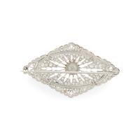 ANTIQUE, DIAMOLD AND PLATINUM BROOCH