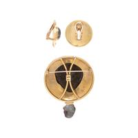 YELLOW GOLD AND CULTURED PEARL BROOCH AND EARRING SET