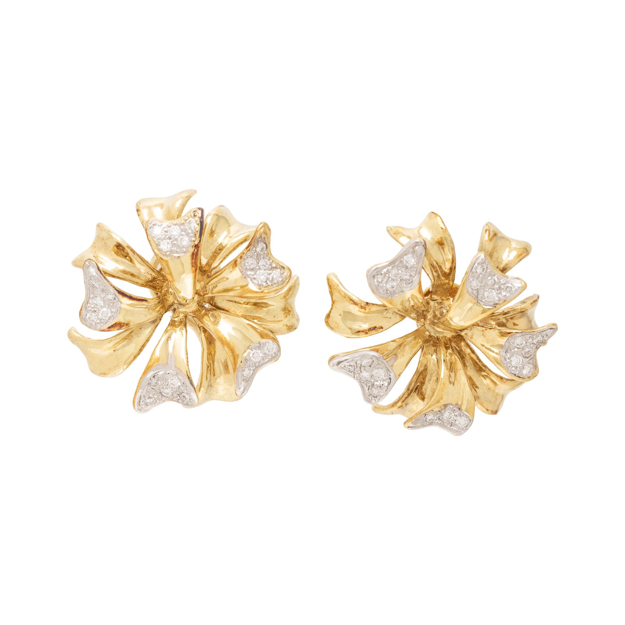 BICOLOR GOLD AND DIAMOND FLOWER CLIP EARRINGS