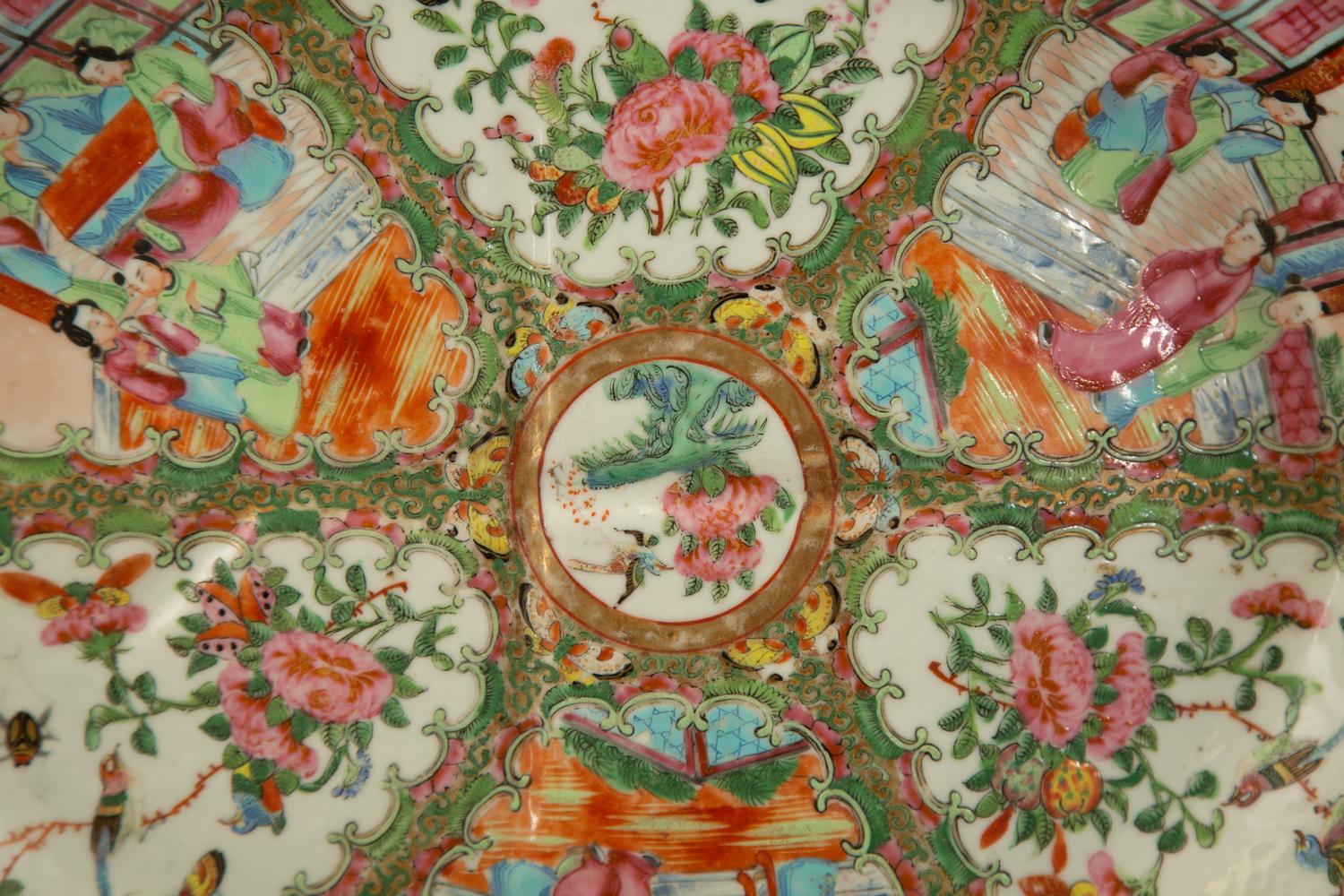 A Chinese Rose Medallion Porcelain Meat Platter