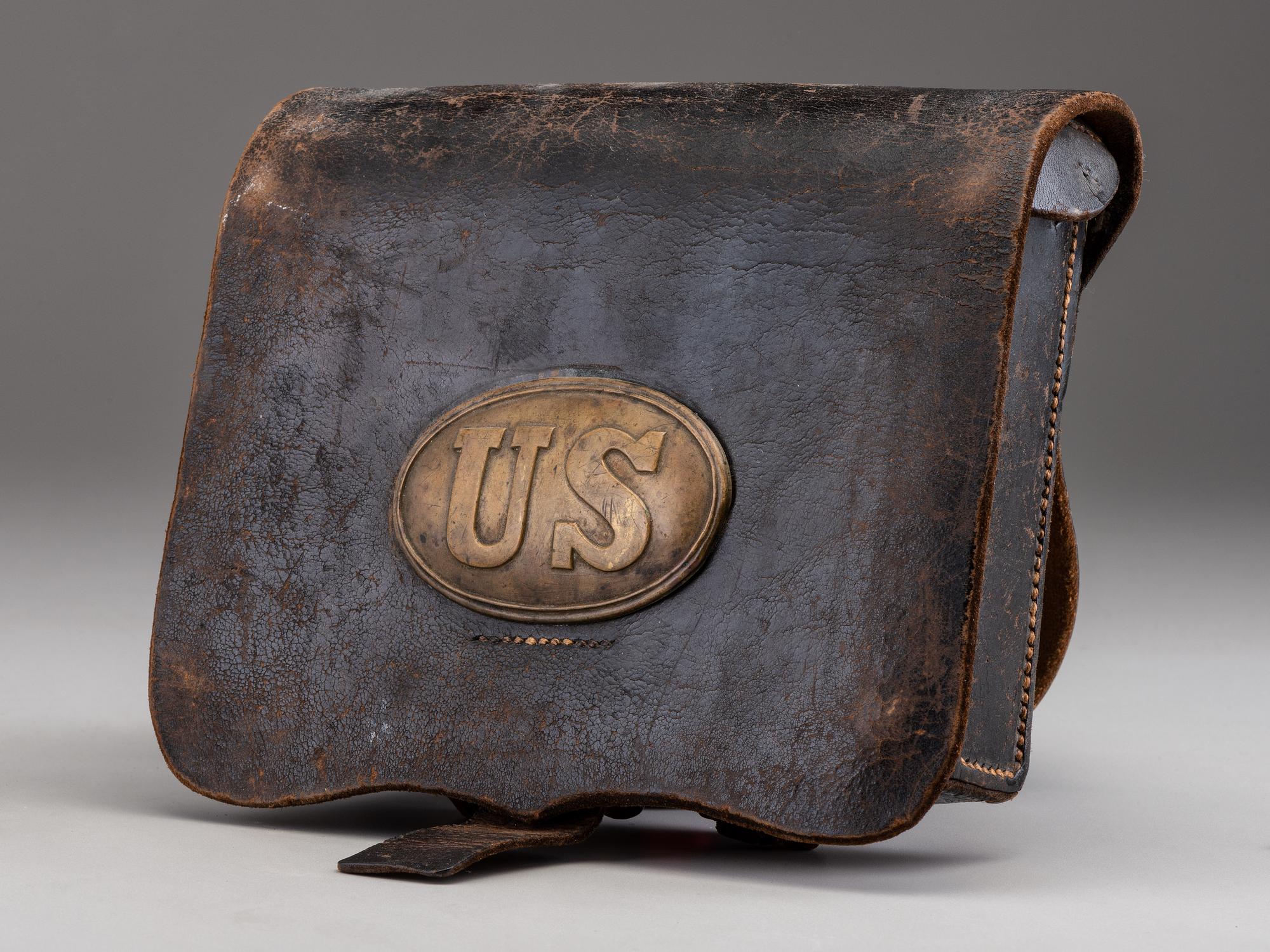[CIVIL WAR]. Model 1861 cartridge box by Watertown Arsenal with sling and plates.
