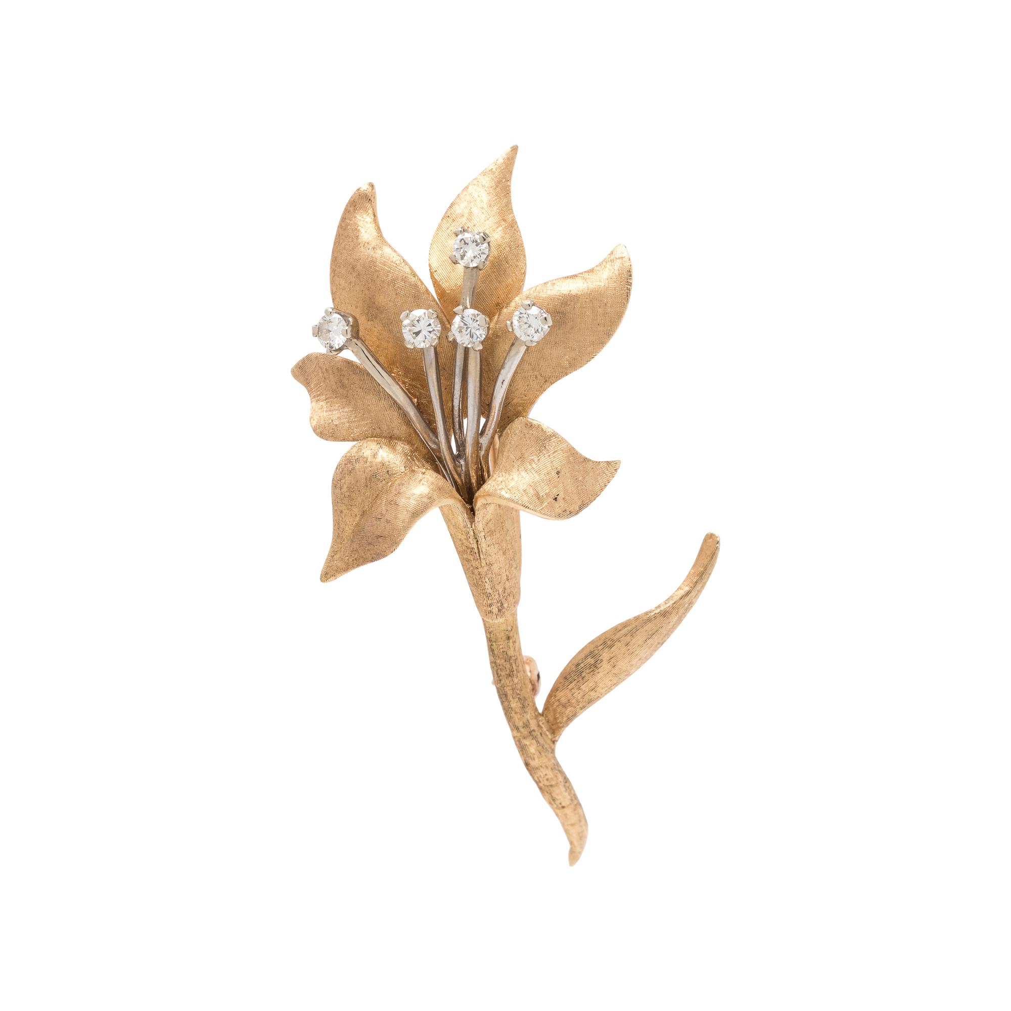 YELLOW GOLD AND DIAMOND FLOWER BROOCH