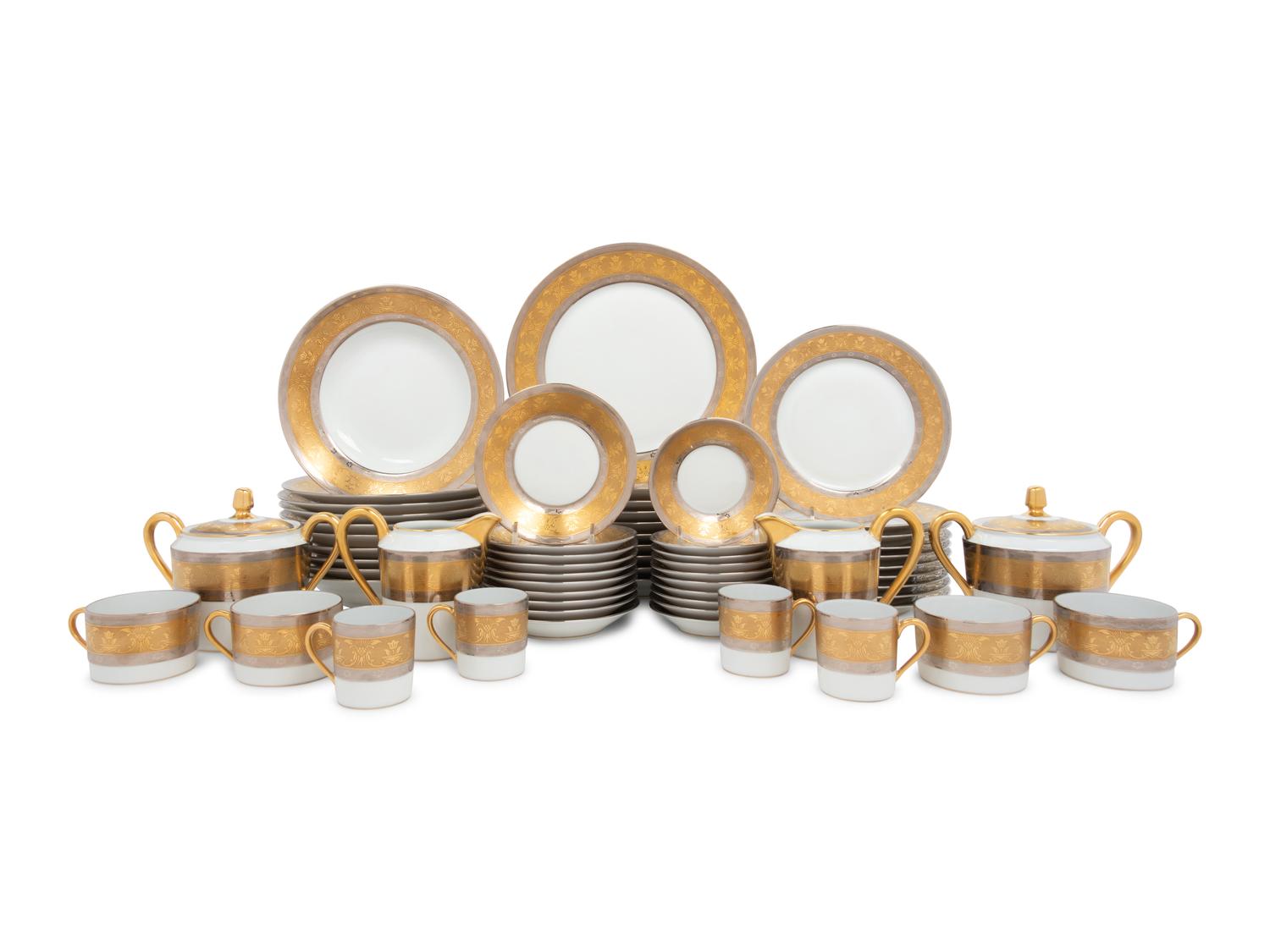 A Christofle La Paiva Porcelain Dinner Service