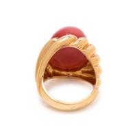 GUMP'S, YELLOW GOLD AND CORAL RING
