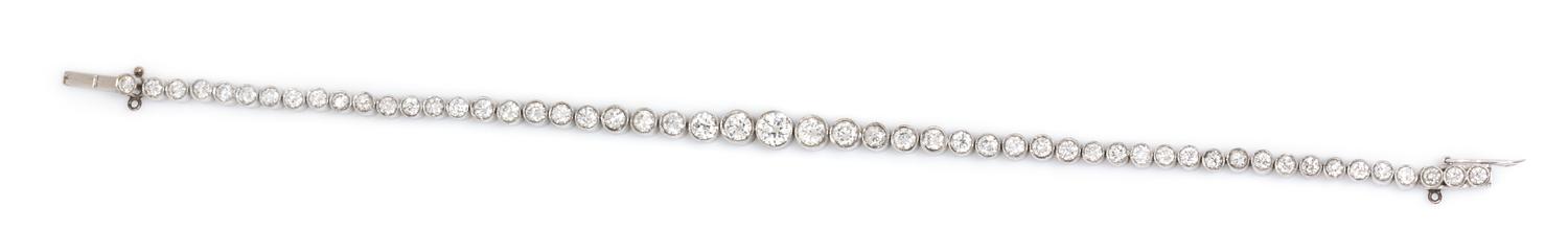 A Platinum and Diamond Graduated Line Bracelet, 9.70 dwts.