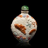 Nine Chinese Snuff Bottles, 19th-Early 20th Century — 晚清-民國 各式鼻烟壺一組九只