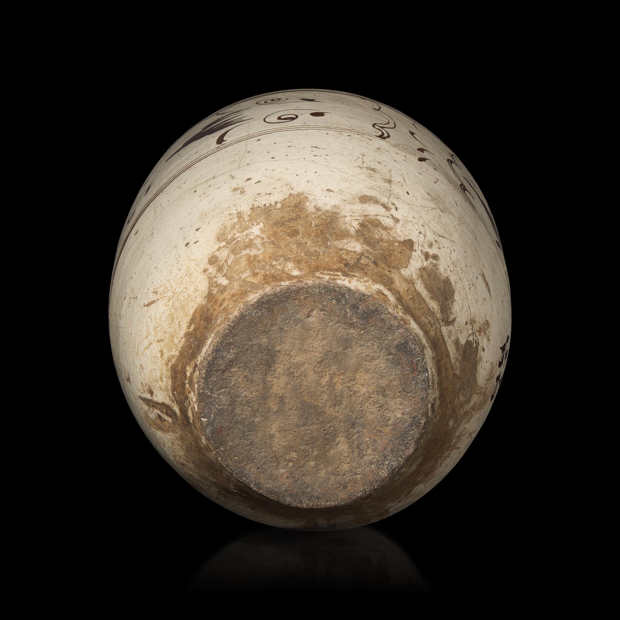 A Very Large Chinese Cizhou Iron Brown-Decorated Storage Jar, Late Ming Dynasty — 明晚期 磁州窯大罐