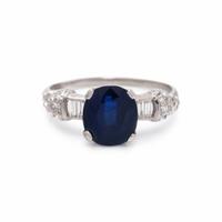 SAPPHIRE AND DIAMOND RING