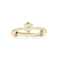 YELLOW GOLD AND DIAMOND RING