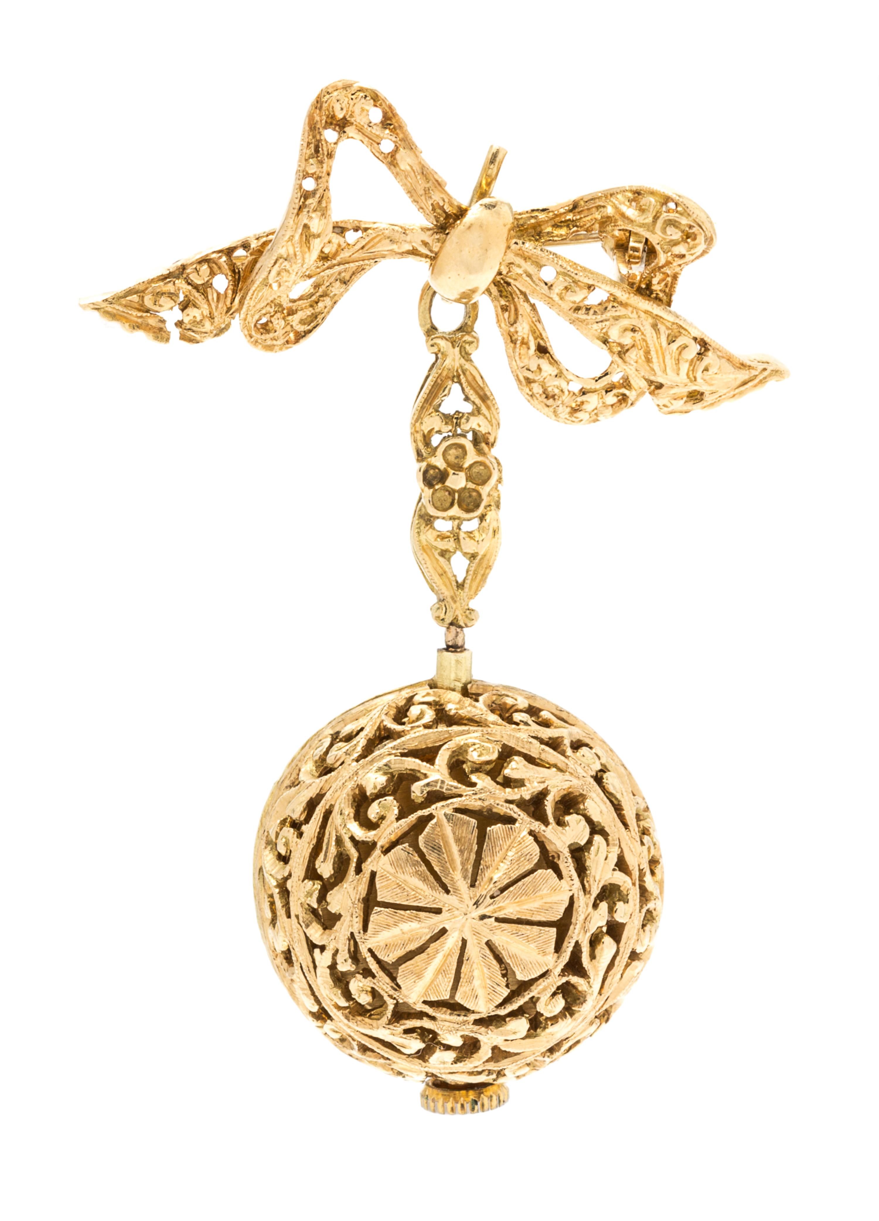 An 18 Karat Yellow Gold Lapel Watch, Endir, 12.60 dwts.