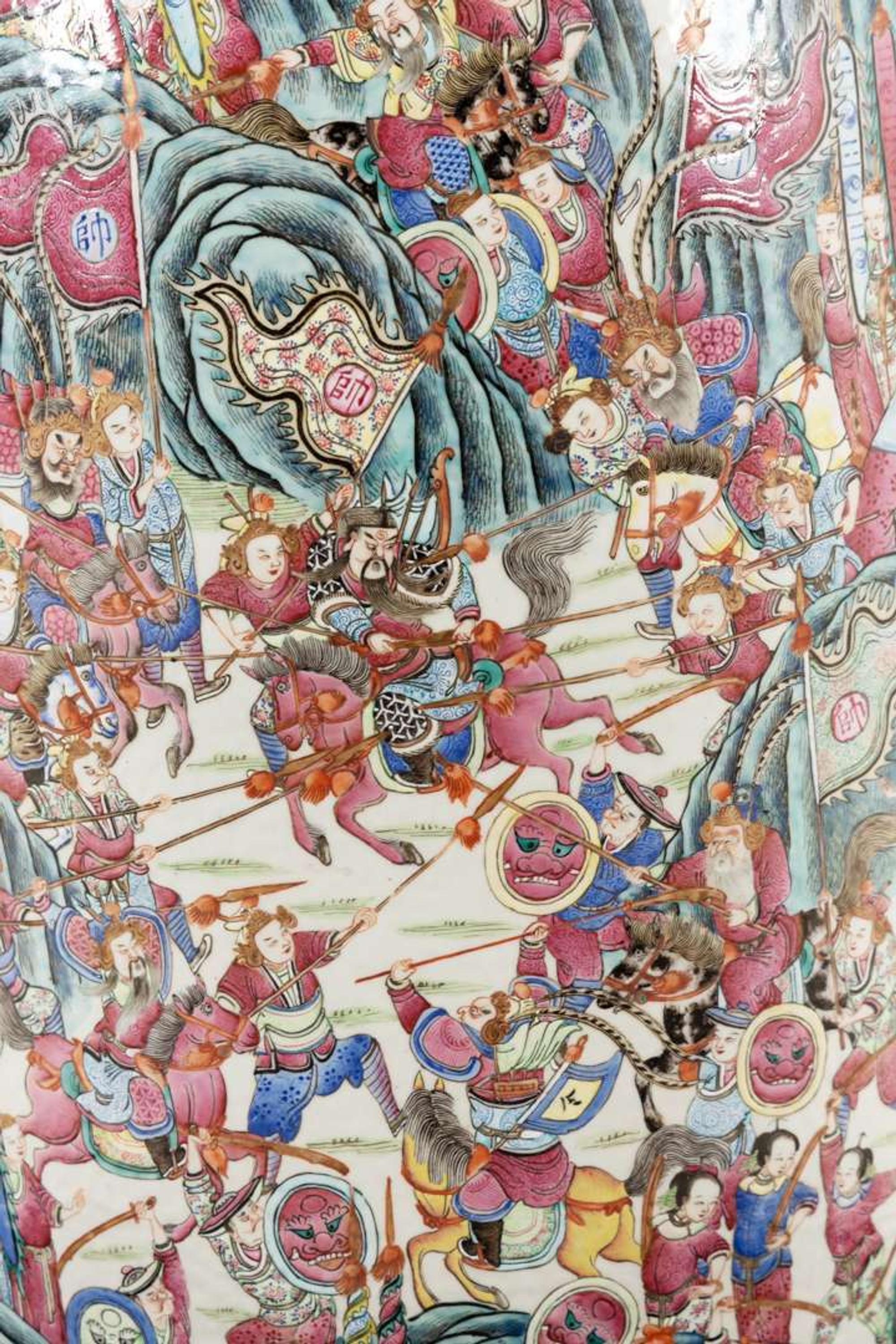 A massive Chinese export famille rose-decorated vase, second half 19th century 外銷瓷粉彩大瓶 十九世紀