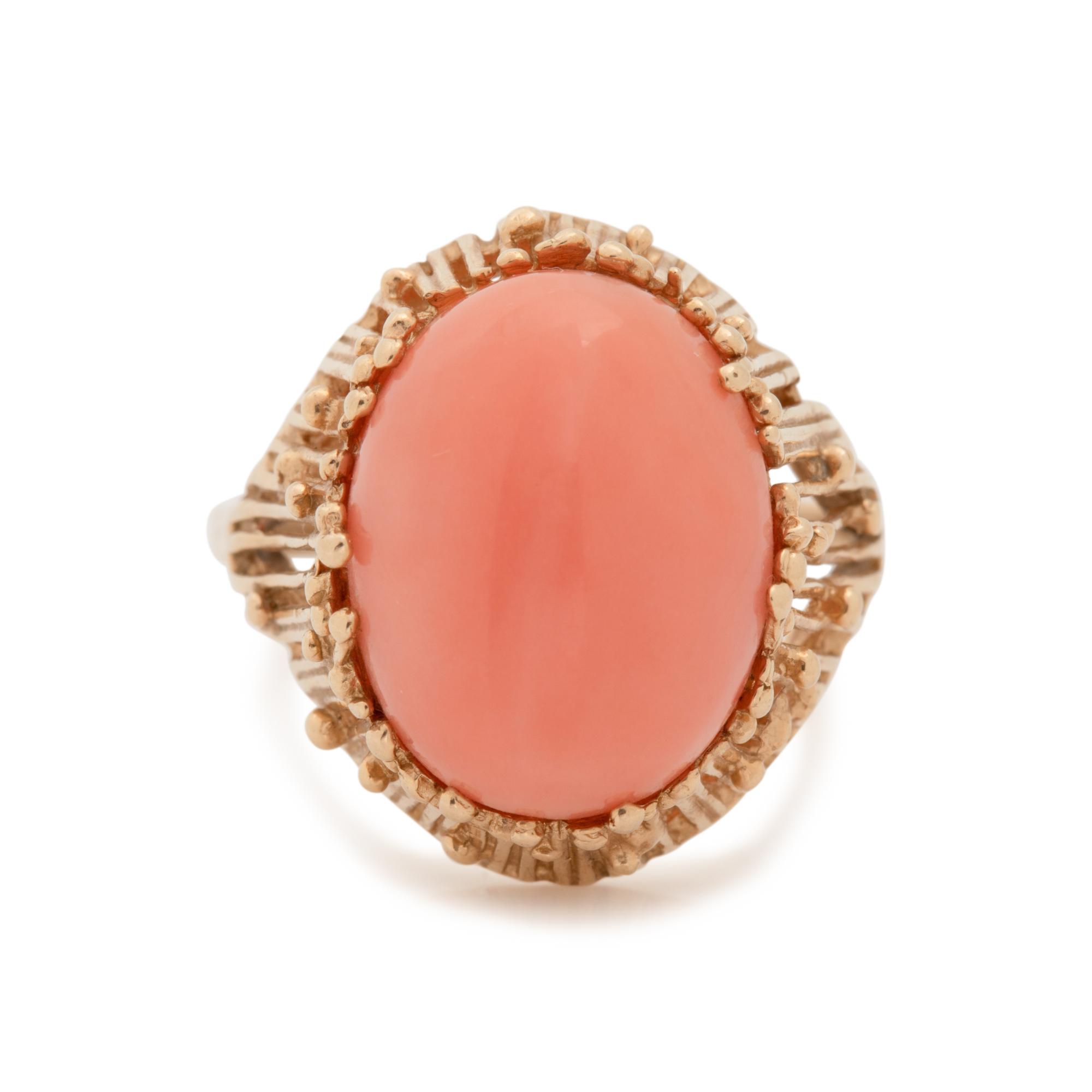 YELLOW GOLD AND CORAL RING