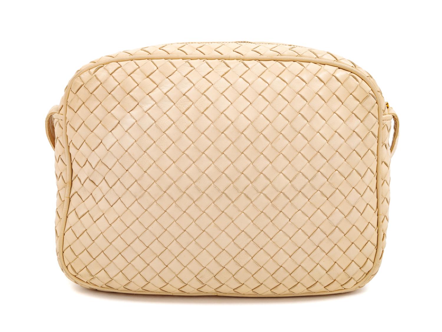 A Bottega Veneta Beige Intrecciato Shoulder Bag, 7.5" H X 10" W x 2.5" D; Strap drop: 15.5"-18.5".