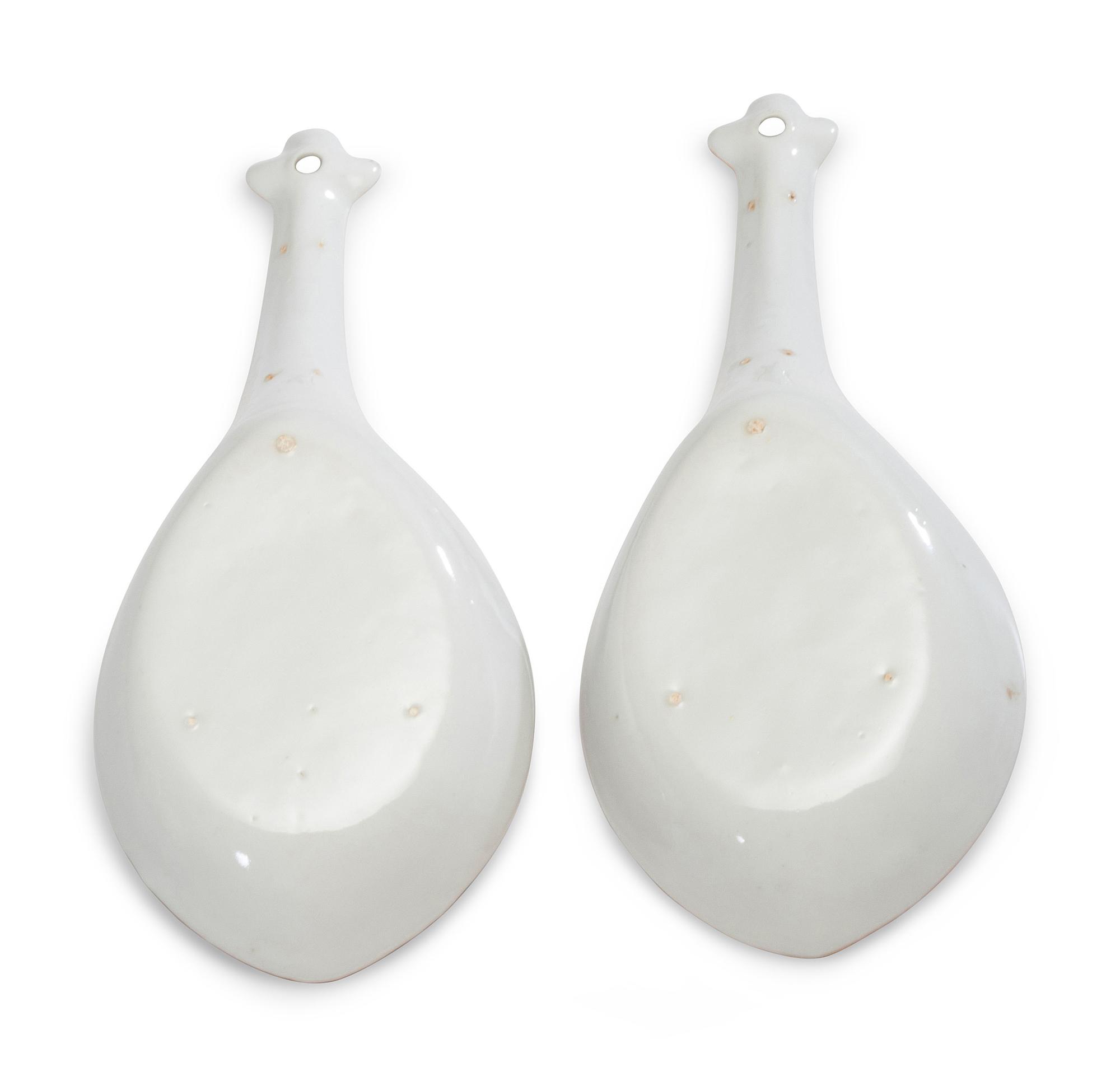 Five Chinese Export Porcelain Articles