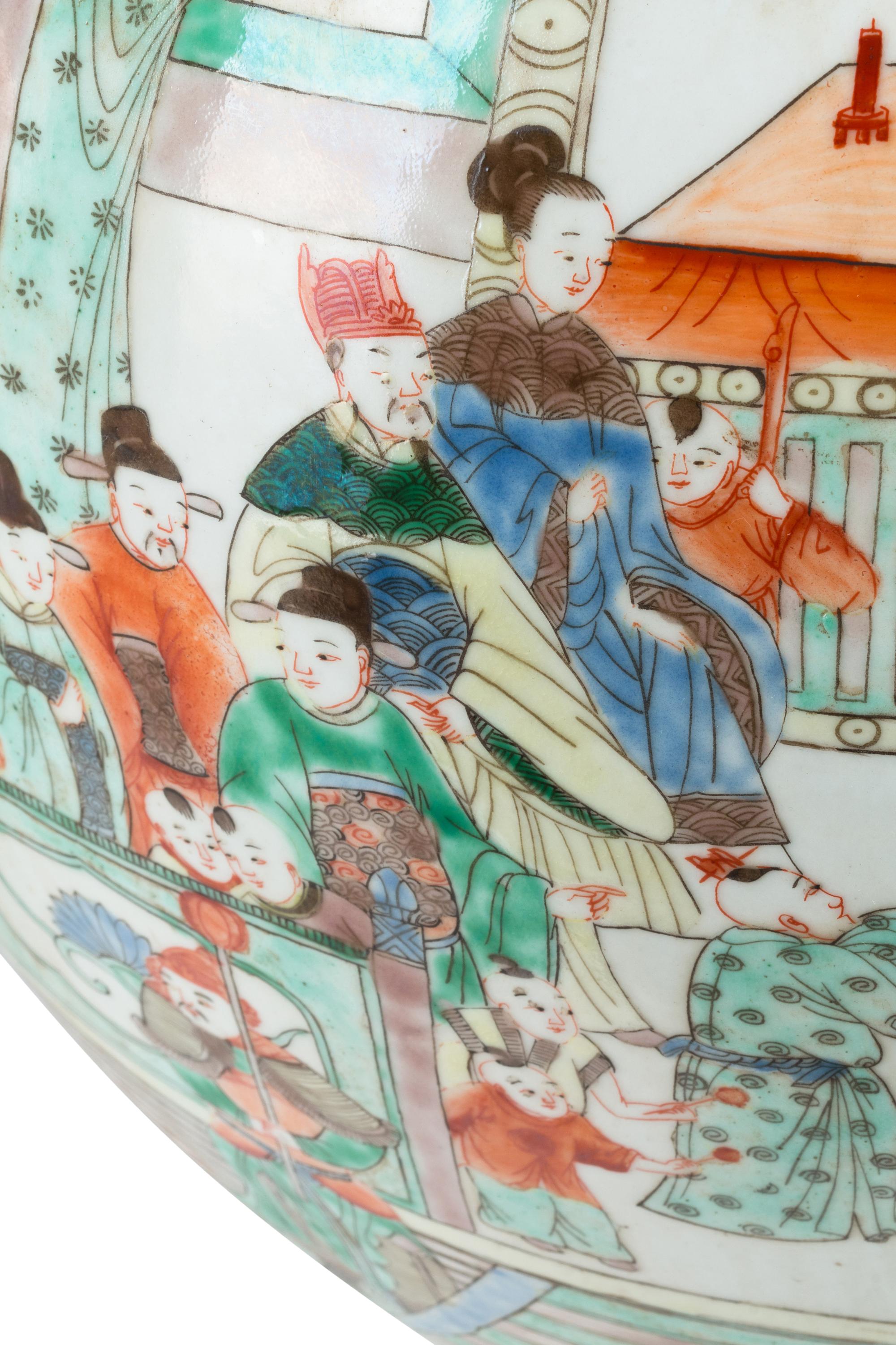 A Pair of Chinese Famille Verte Porcelain Melon-Form Jardinières