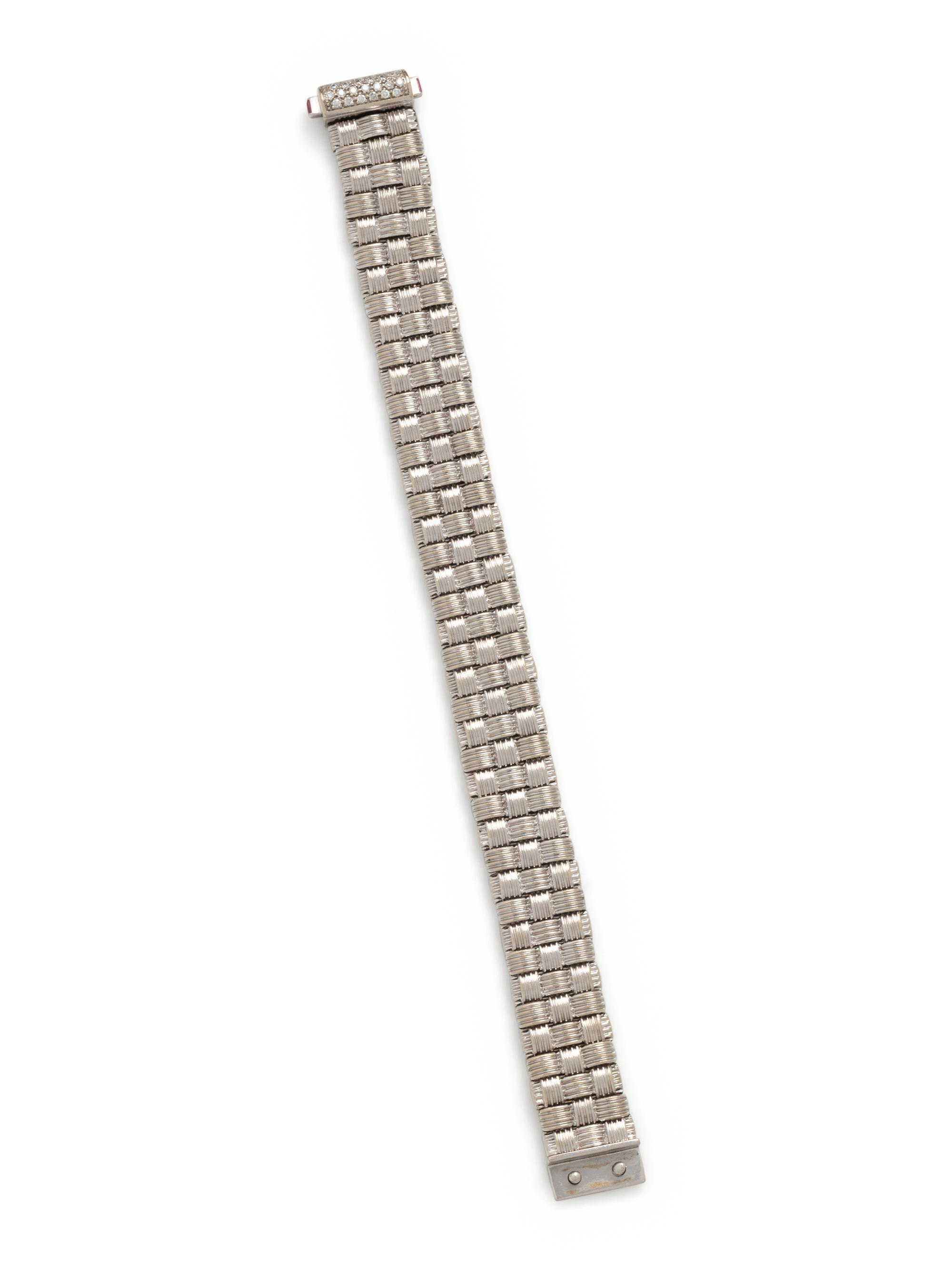 ROBERTO COIN, WHITE GOLD AND DIAMOND 'APPASSIONATA' BRACELET