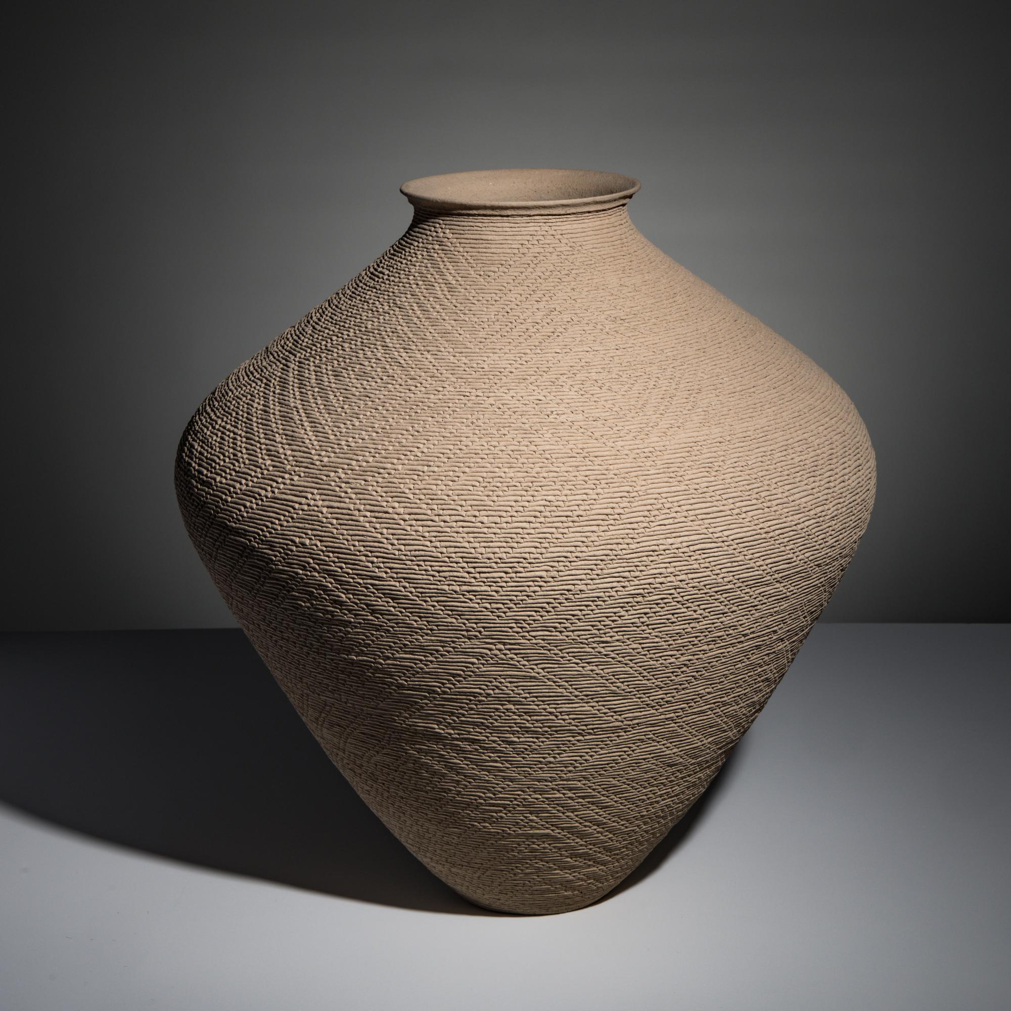 Richard Zane Smith (Wyandotte, b. 1955) — Corrugated Pottery Jar, 1986