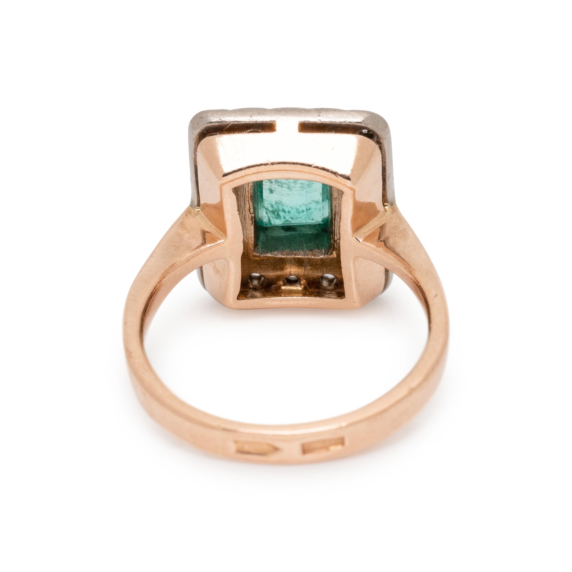 EMERALD AND DIAMOND RING