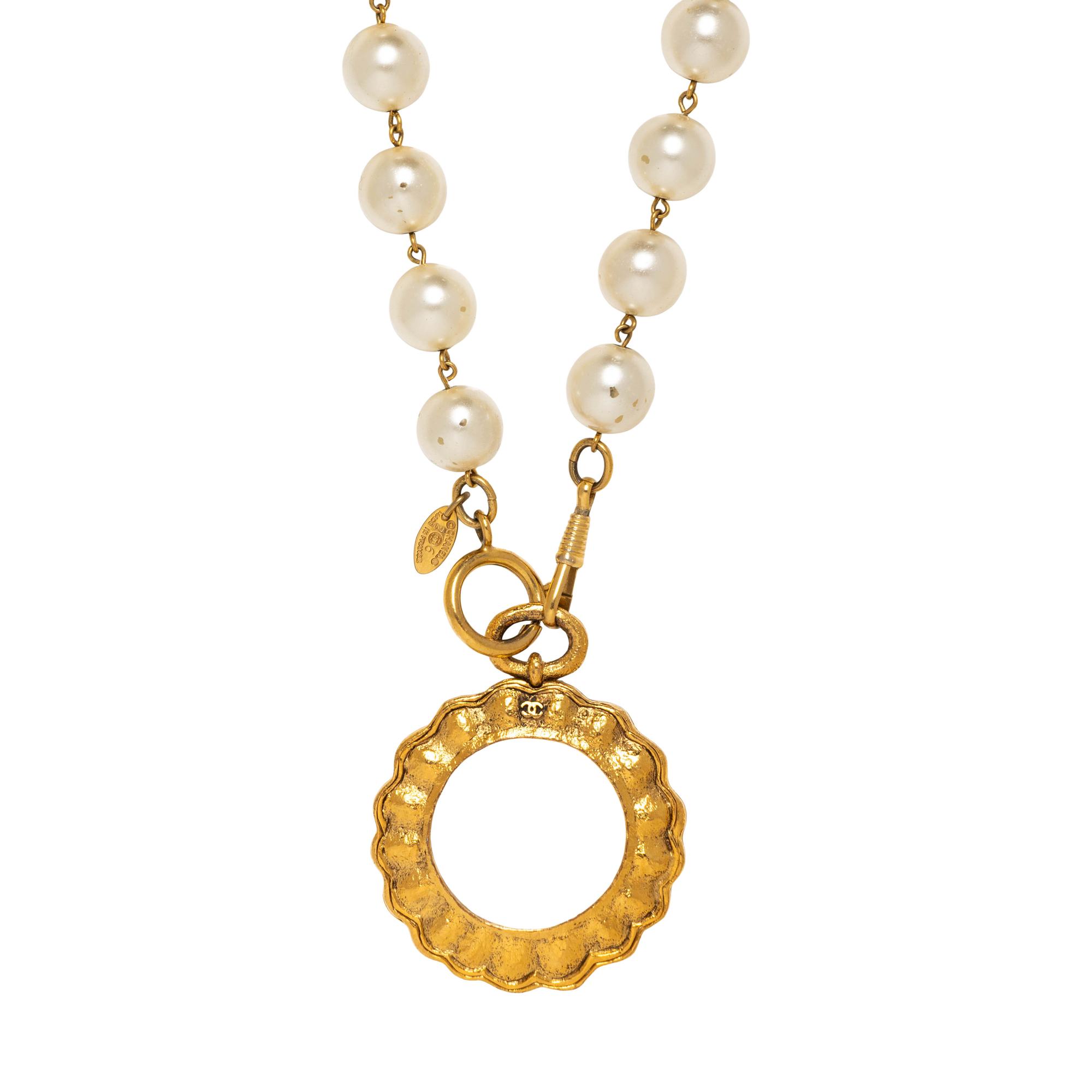 Chanel, Gripoix Pearl & Magnifying Glass Pendant Necklace