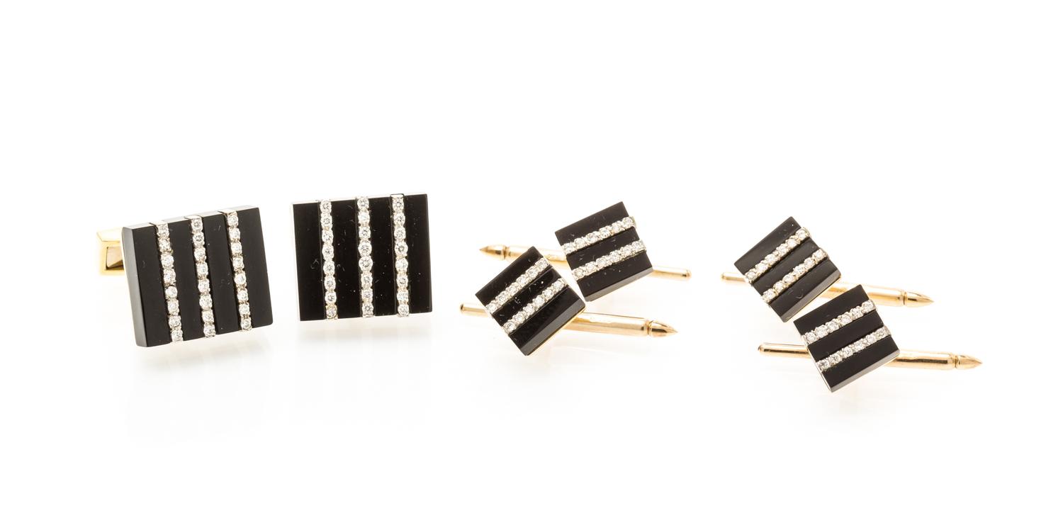 A 18 Karat Yellow Gold, Diamond and Onyx Dress Set, Tallarico, 22.10 dwts.
