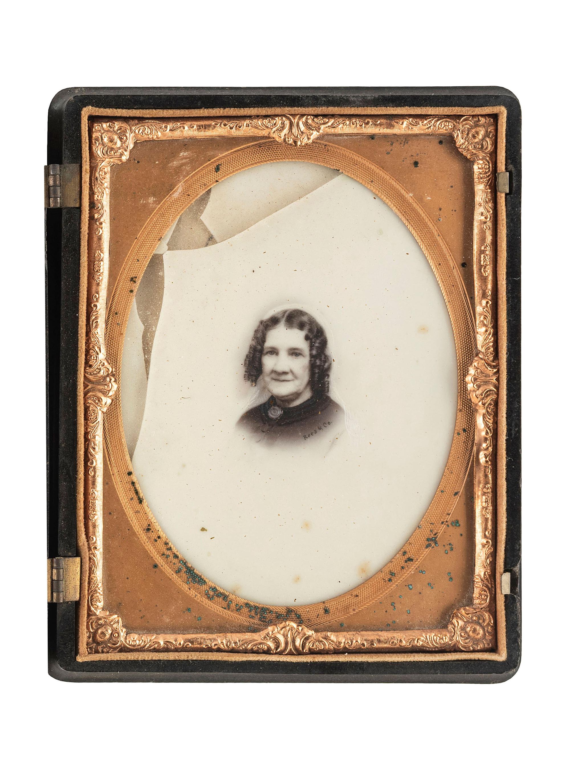[EARLY PHOTOGRAPY]. A group of 9 Very Rare and Rare Union cases in assorted sizes, including: