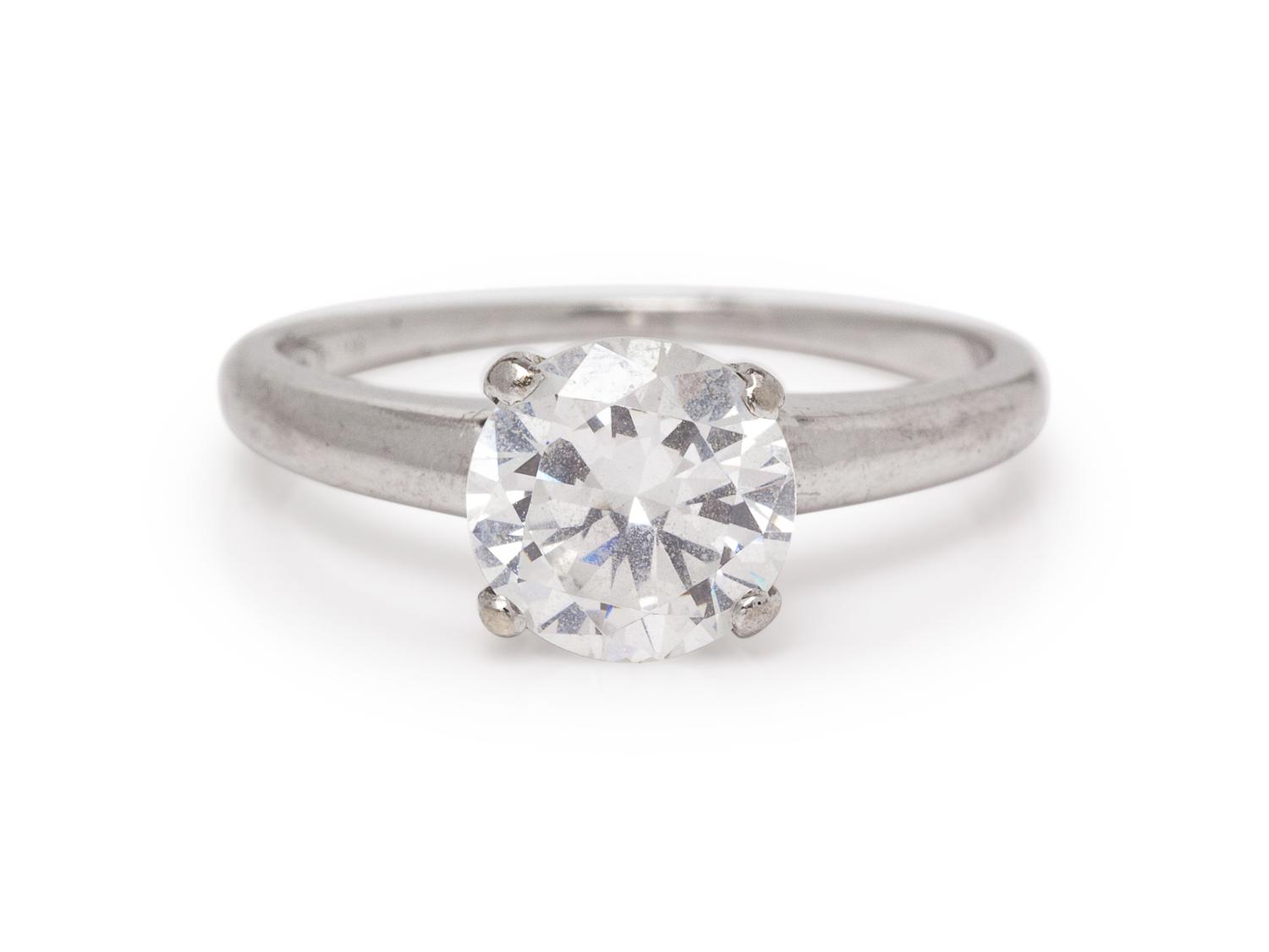 A Platinum and Stimulant Stone Ring,
