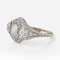 A Platinum and Diamond Ring Belle Epoque, c.1910